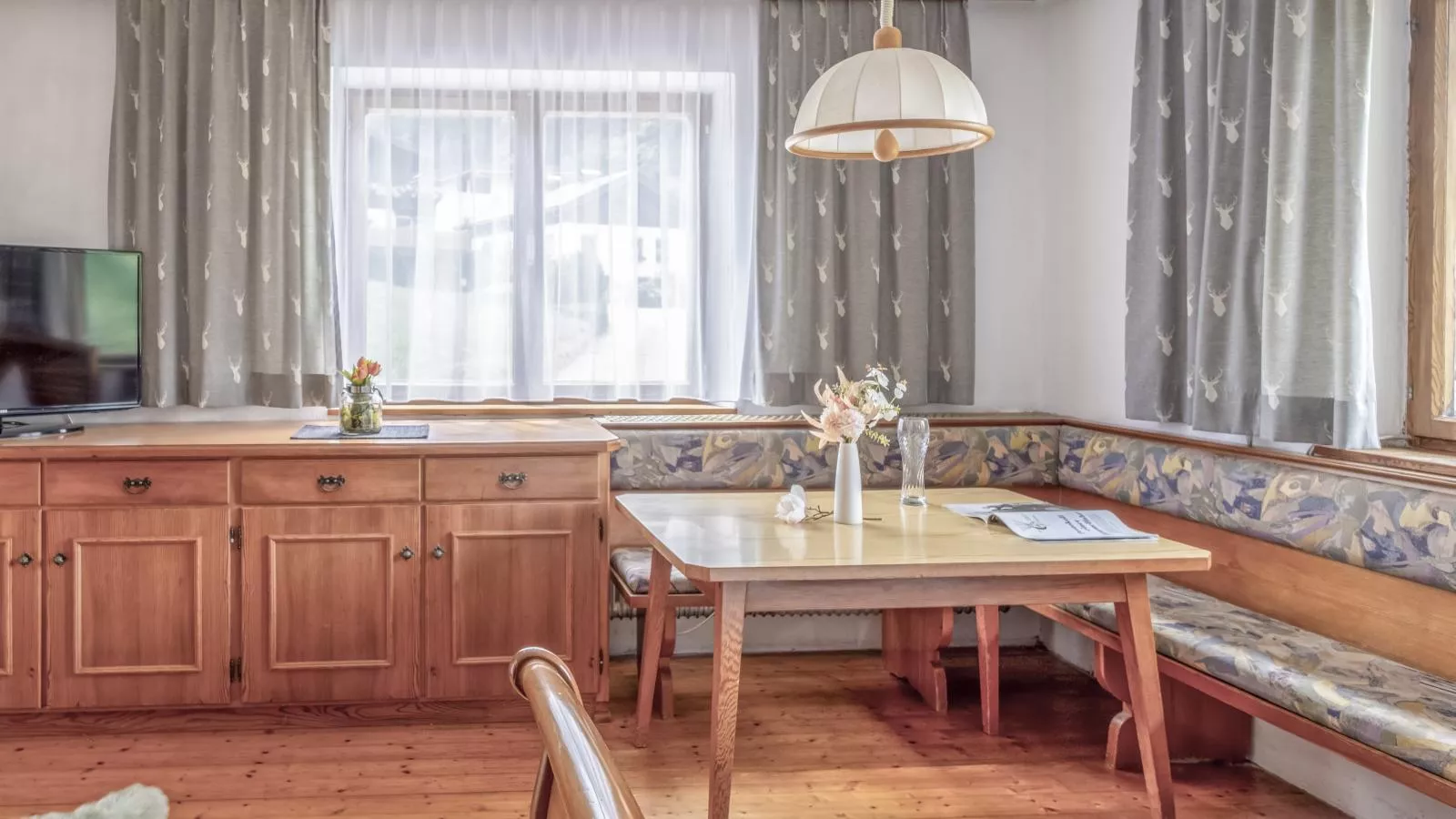 Platzhirsch-Dining room