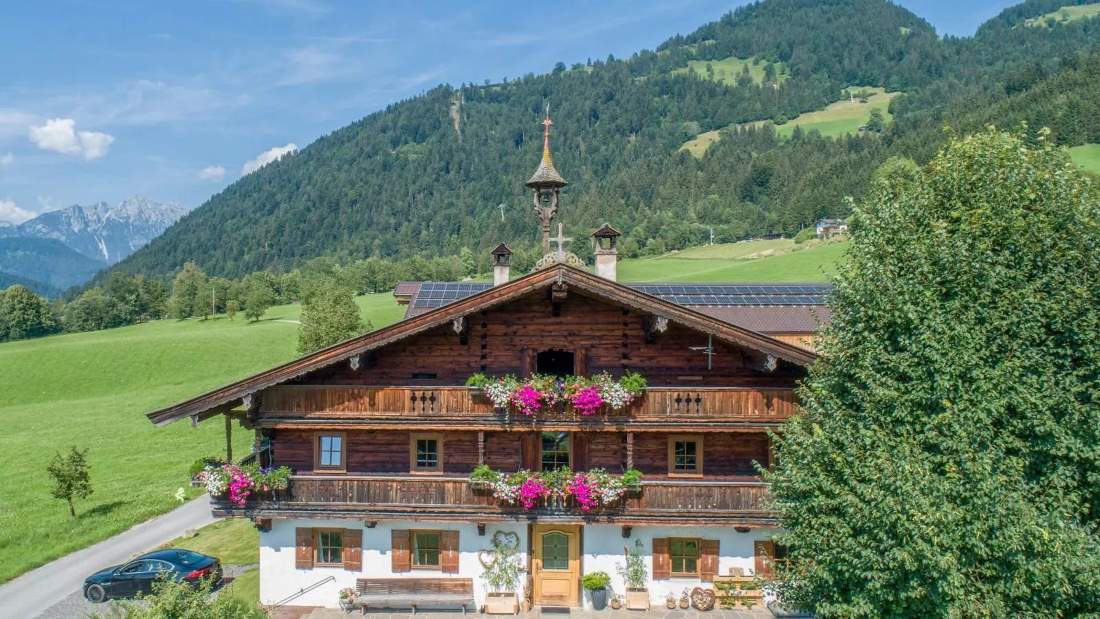 Kraftplatz am Litzlhof-Außenbereich Sommer