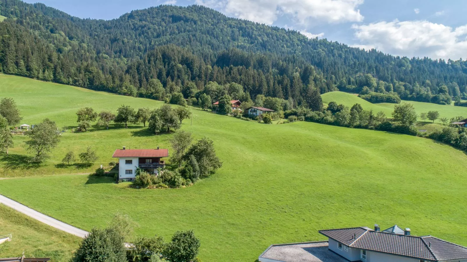 Kraftplatz am Litzlhof-Außenbereich Sommer