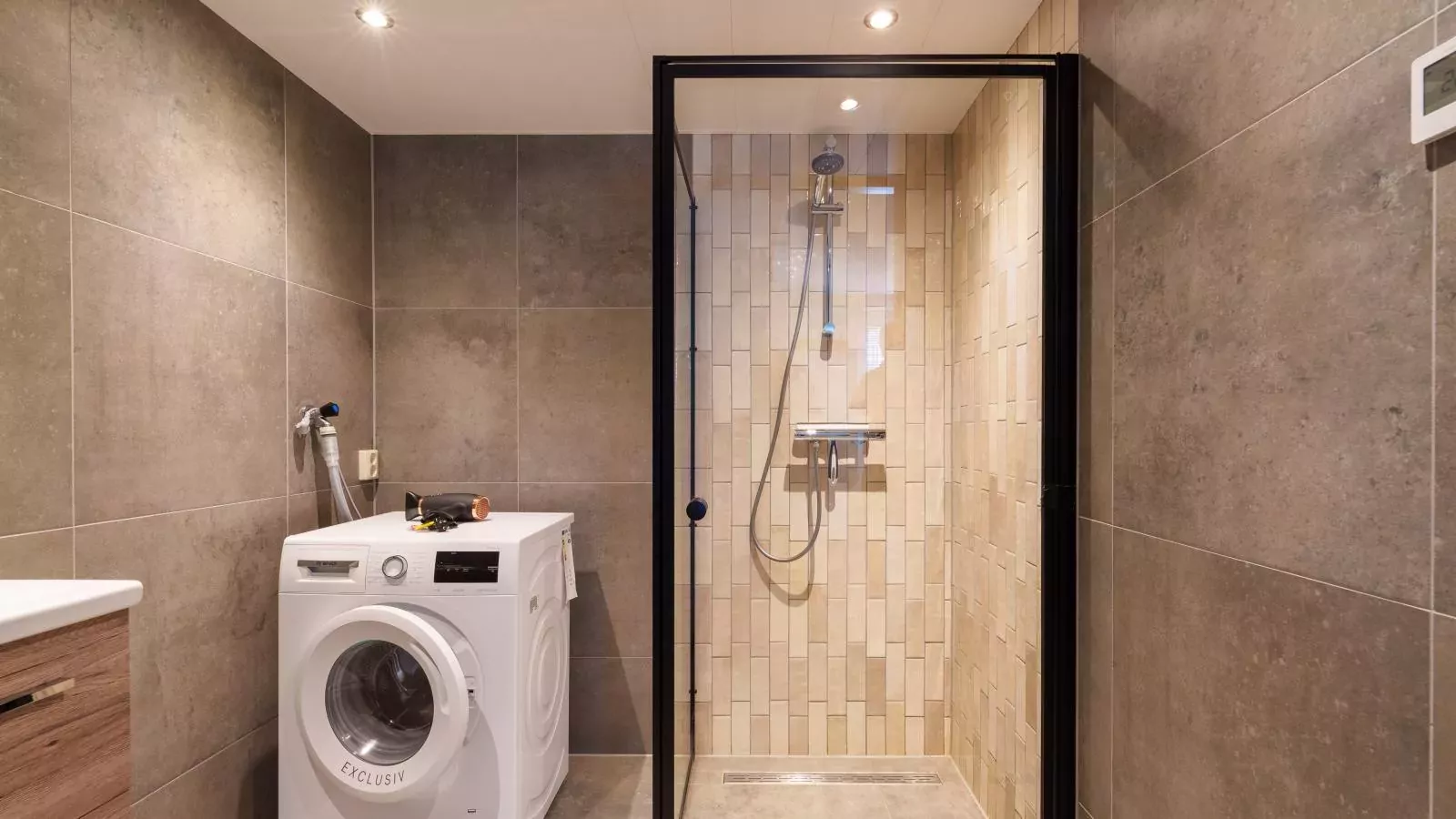 Reggezicht-Bathroom