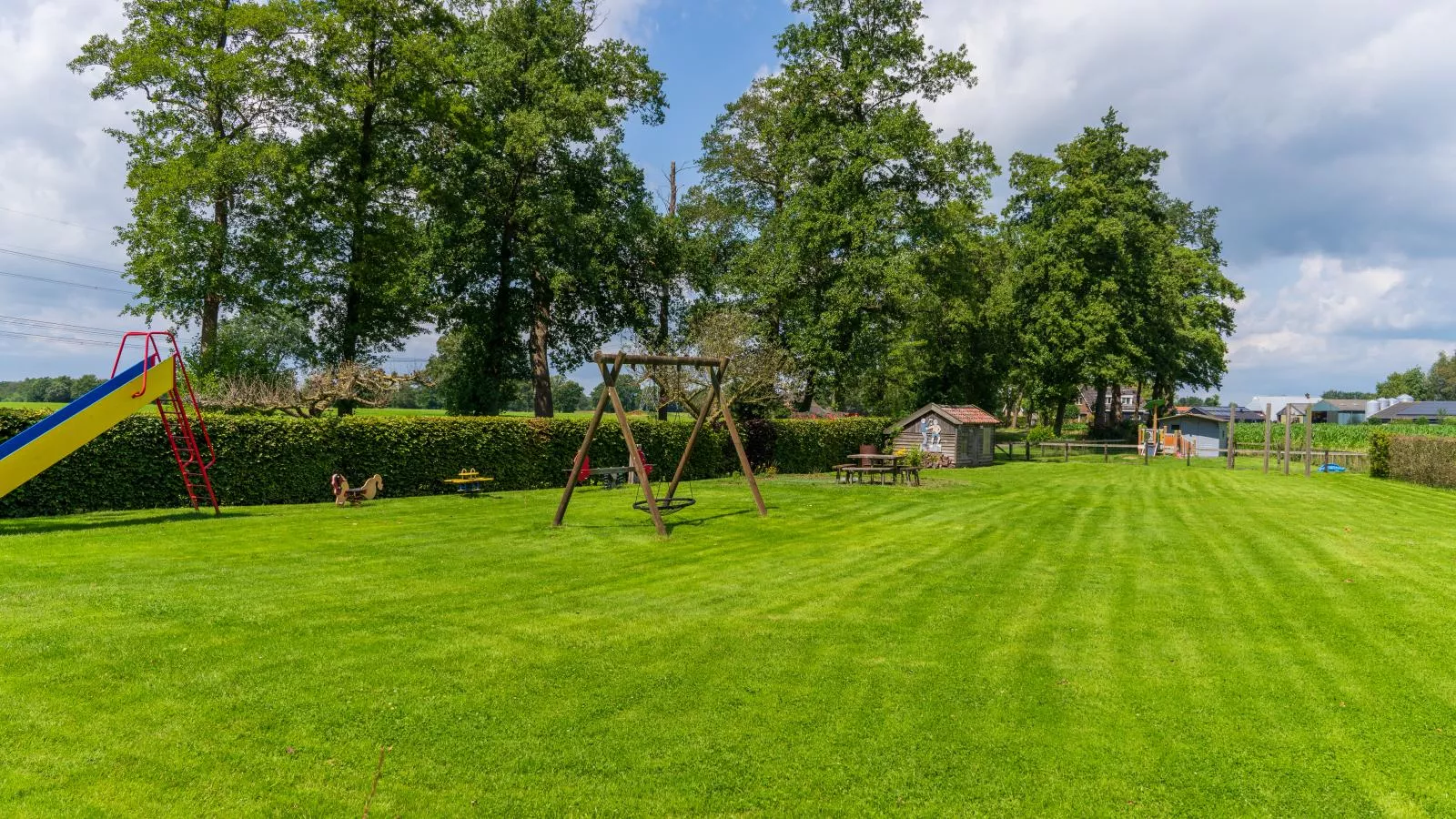 Reggezicht-Gardens summer
