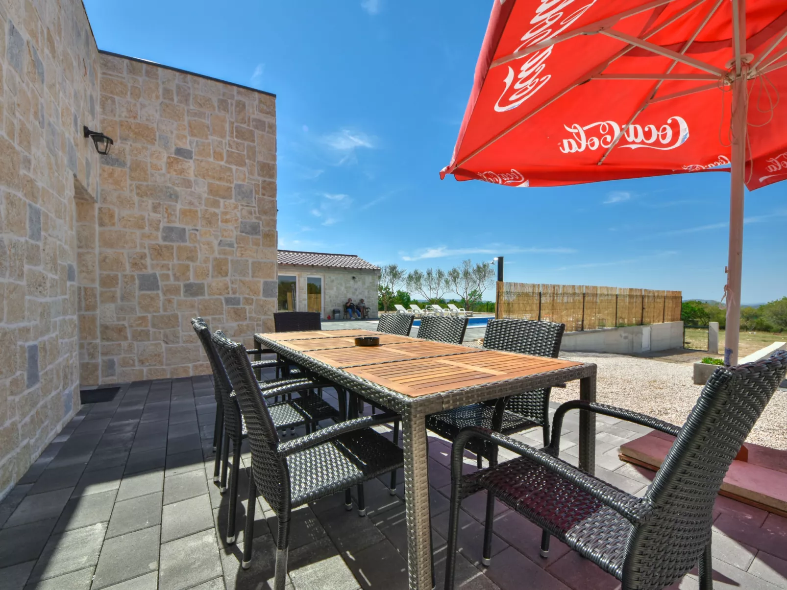 Vulelija Holiday Home-Outside