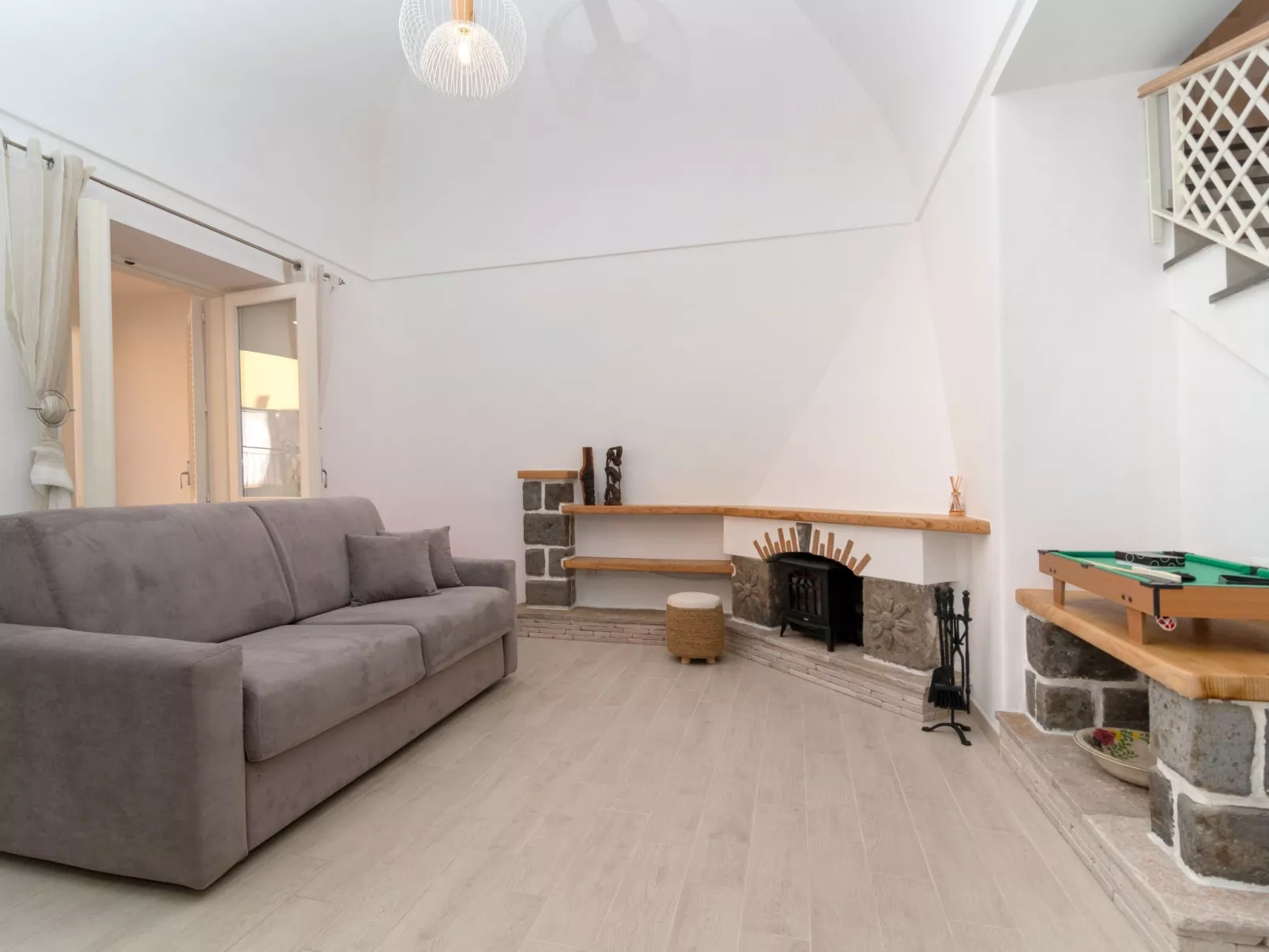 Il Borgo-Inside