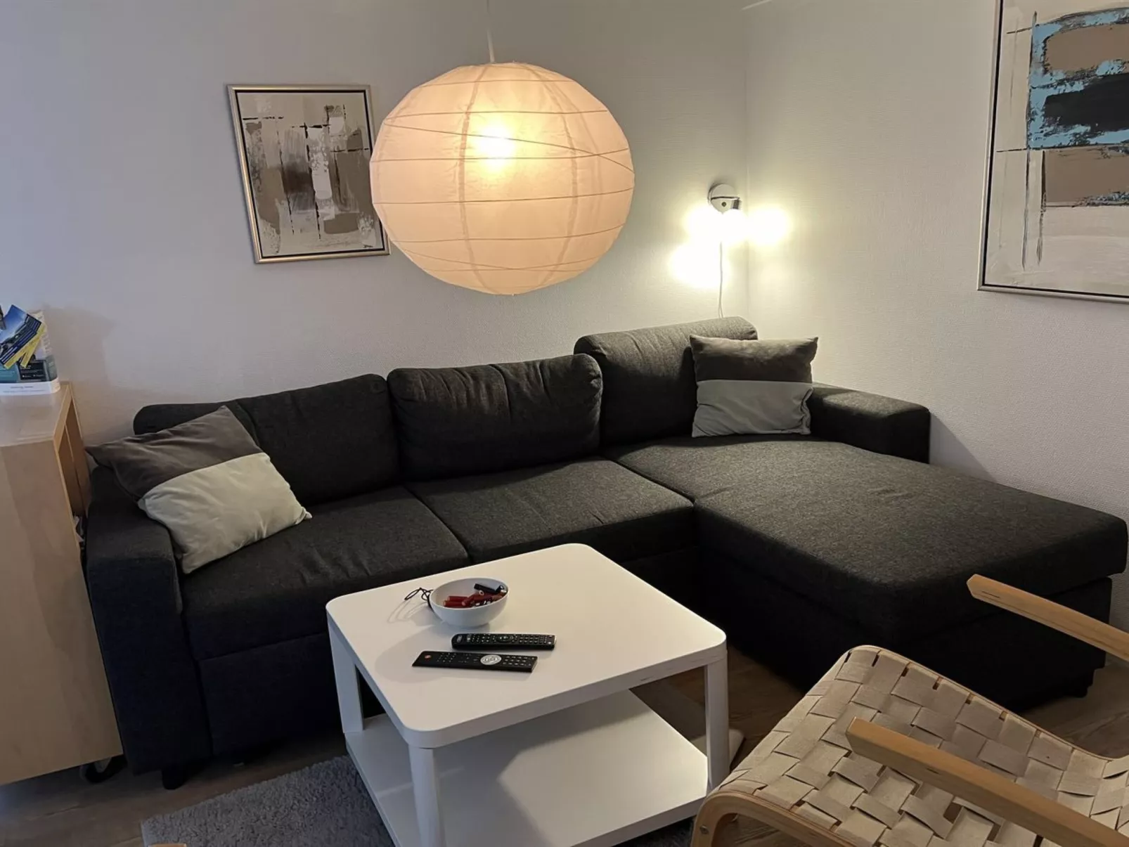 "Thyrne" - 500m from the sea-Inside