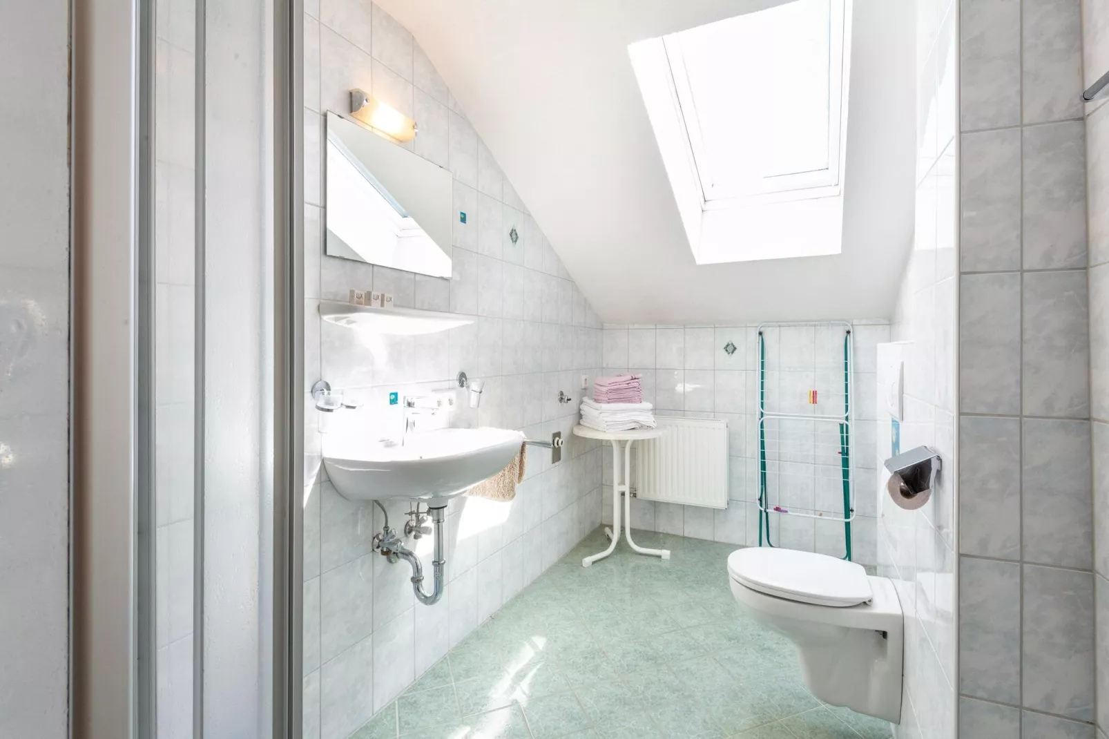 Apartment Top 10-Bathroom