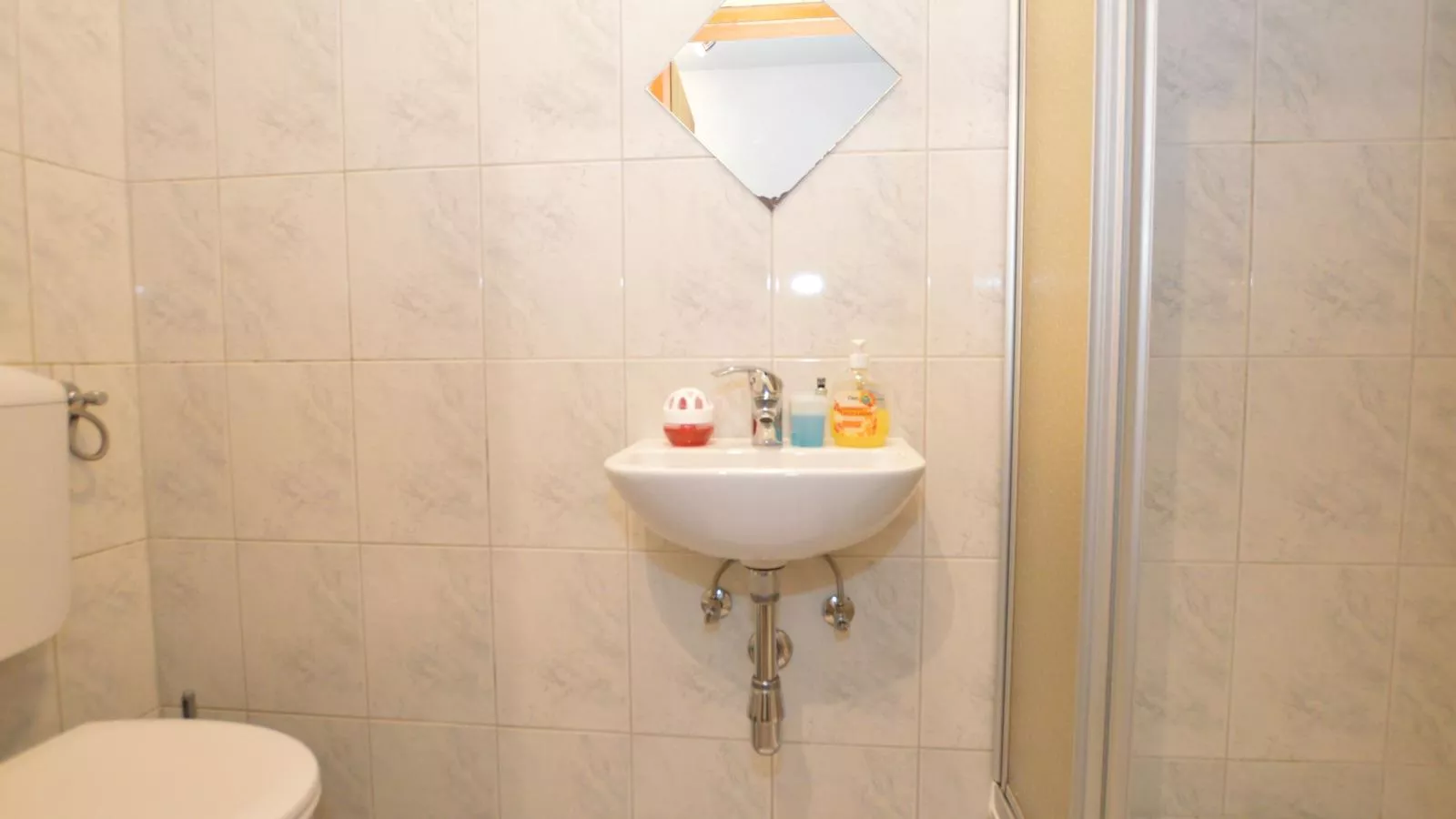 Chalet Sandra-Bathroom