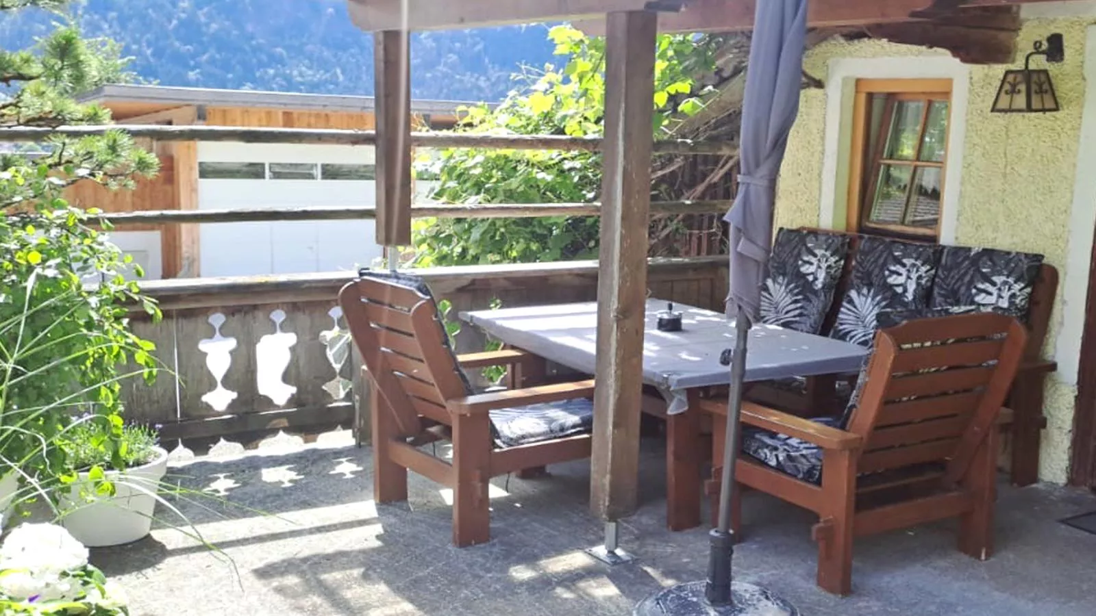 Chalet Anna-Terrace balcony