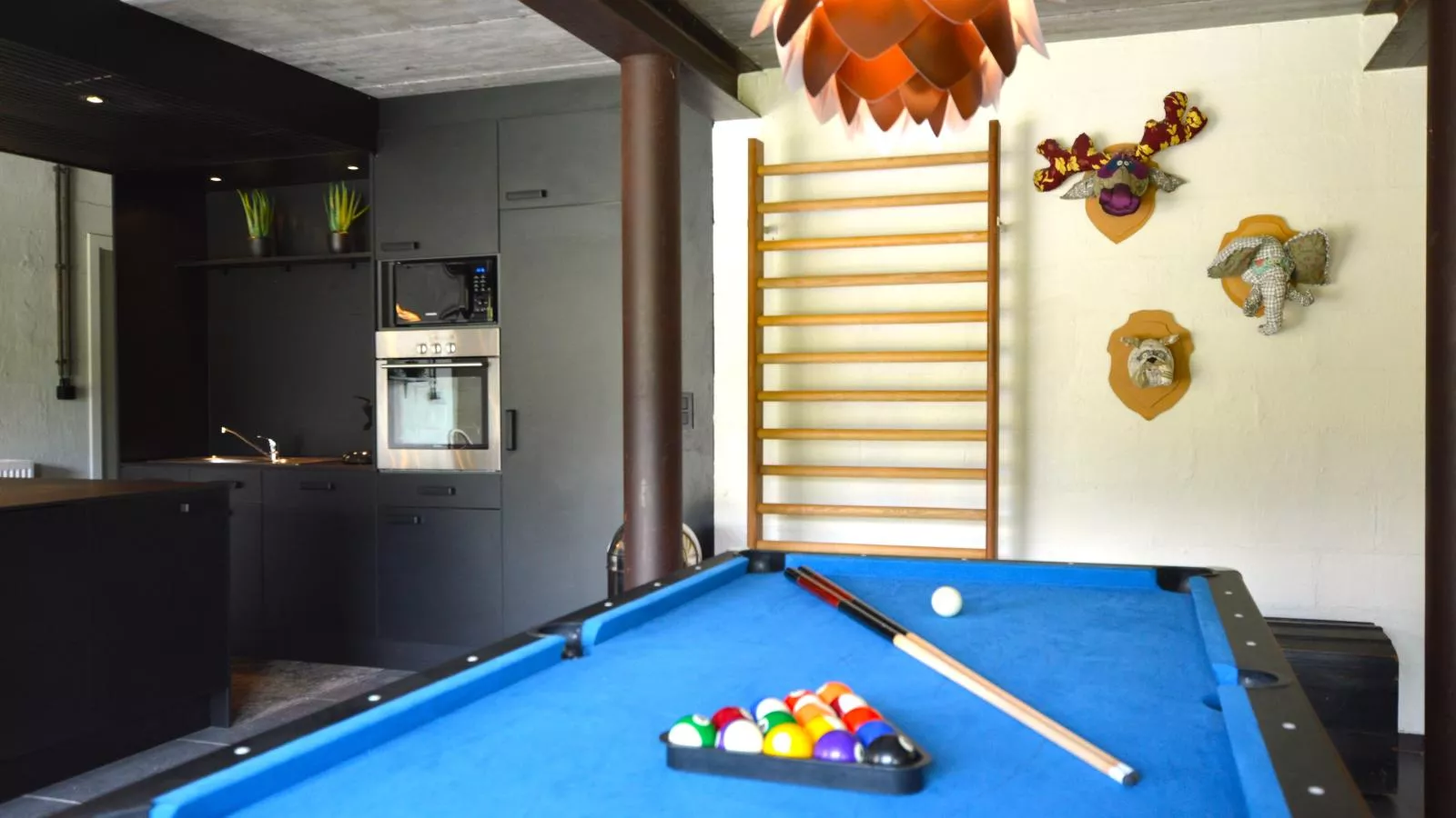 Loheré-Recreation room