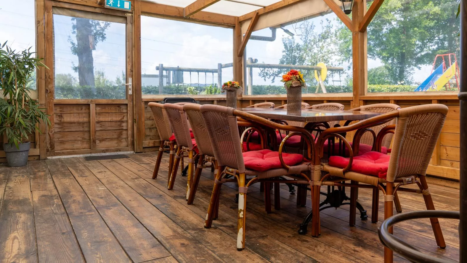 Regge en Weidezicht-Terrace balcony