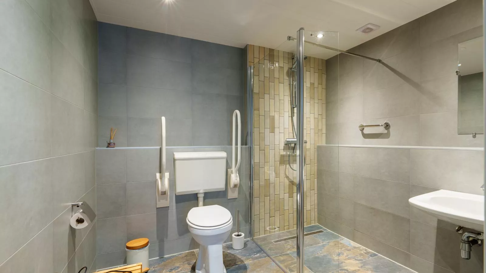 Weidezicht A-Bathroom