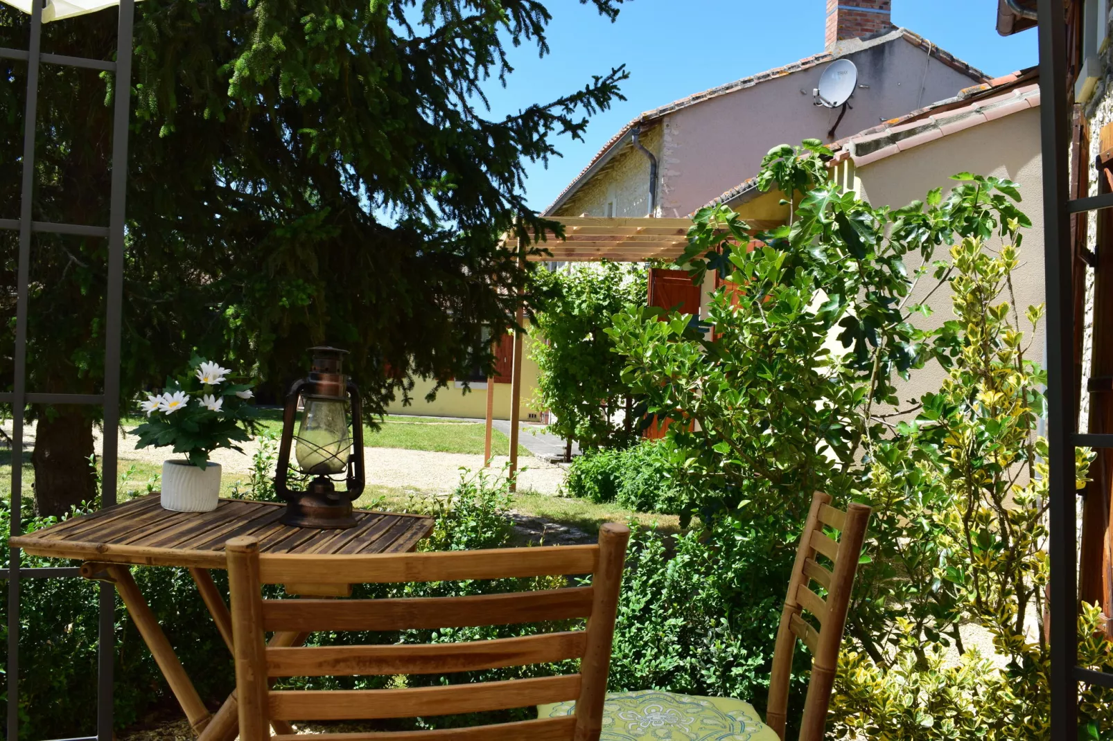 L'Atelier Mosaïque-Balcon-terrasse