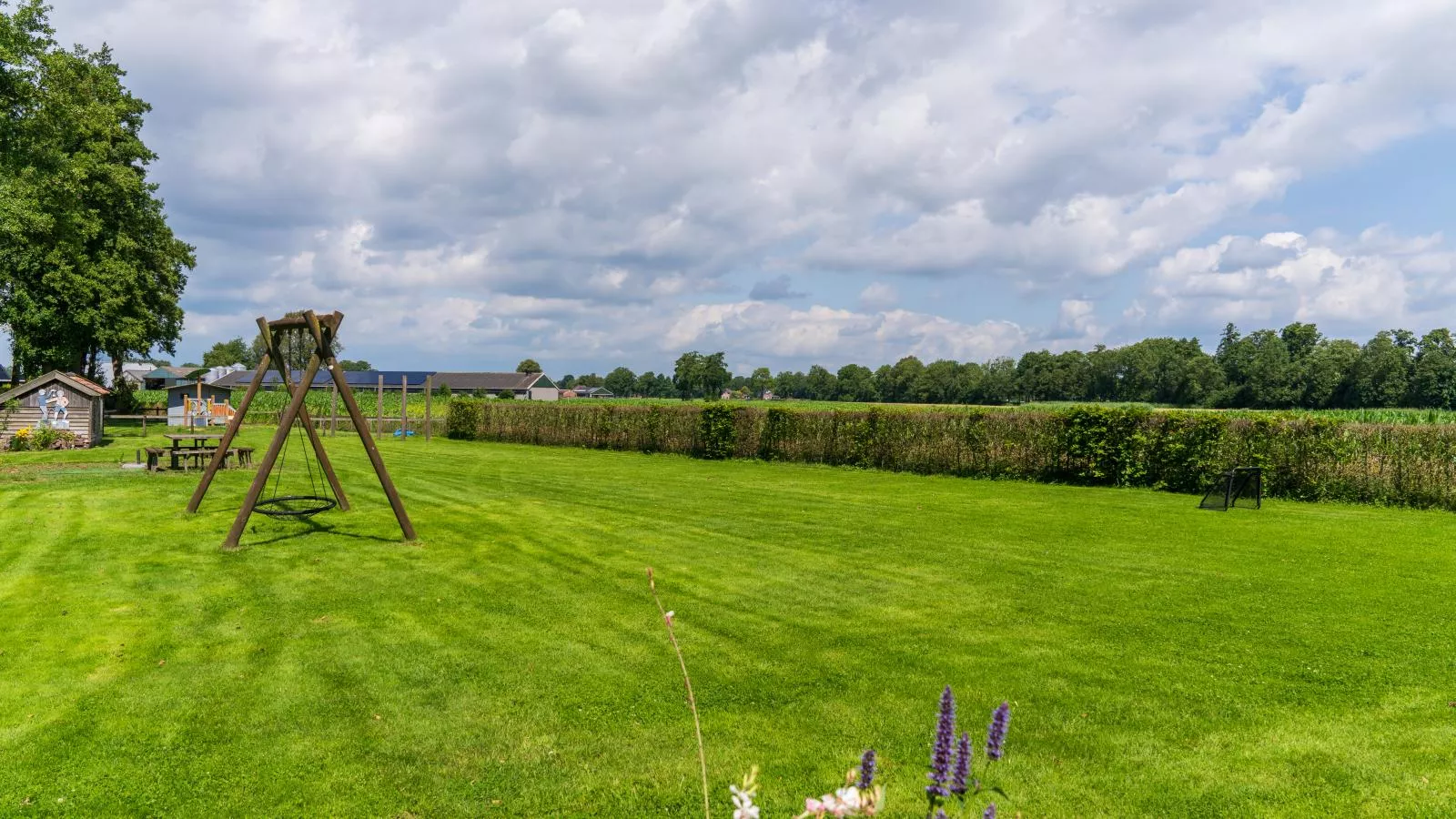 Weidezicht A-Gardens summer