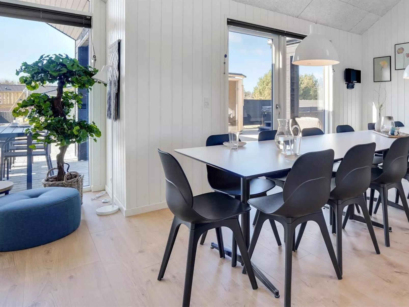 "Henke" - 475m from the sea-Dedans