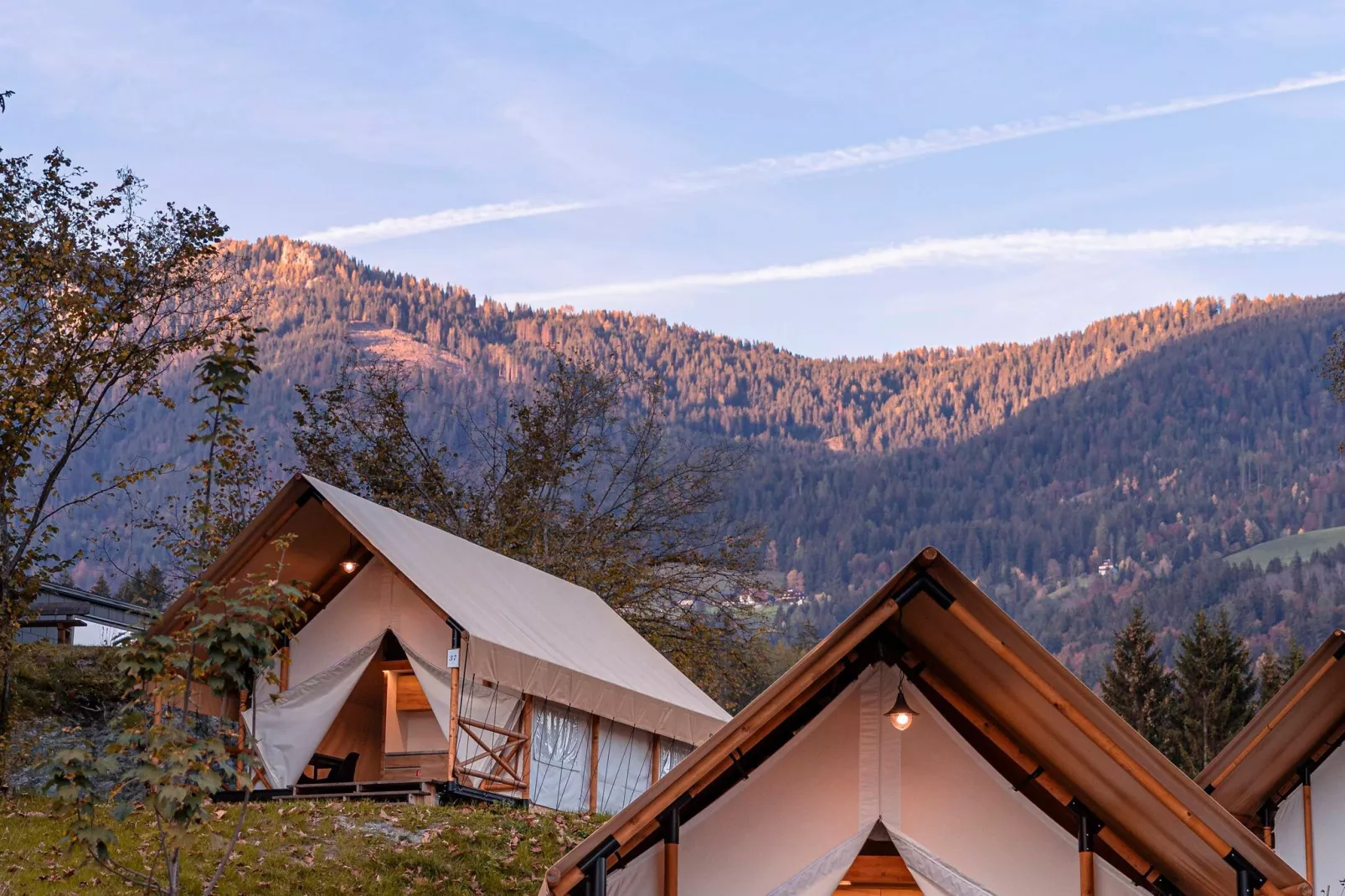 Chalets & Glamping Nassfeld 2-View summer