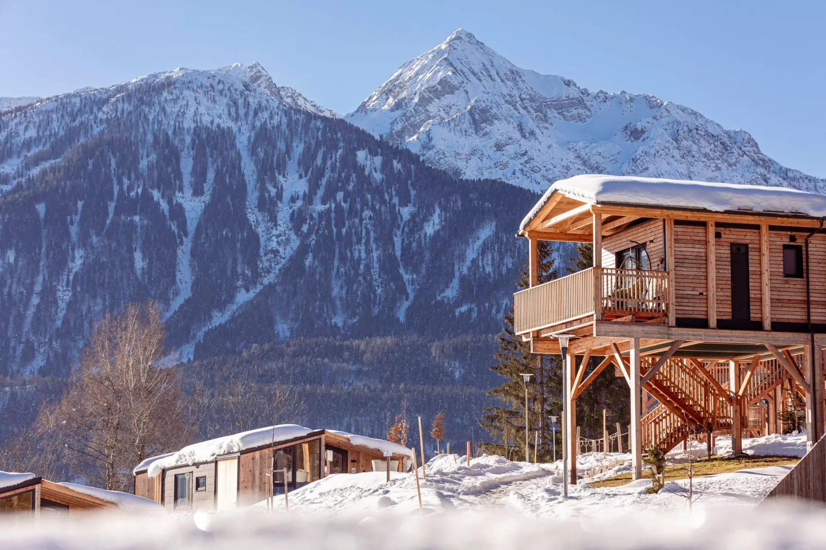 Chalets & Glamping Nassfeld 5-Exterior winter