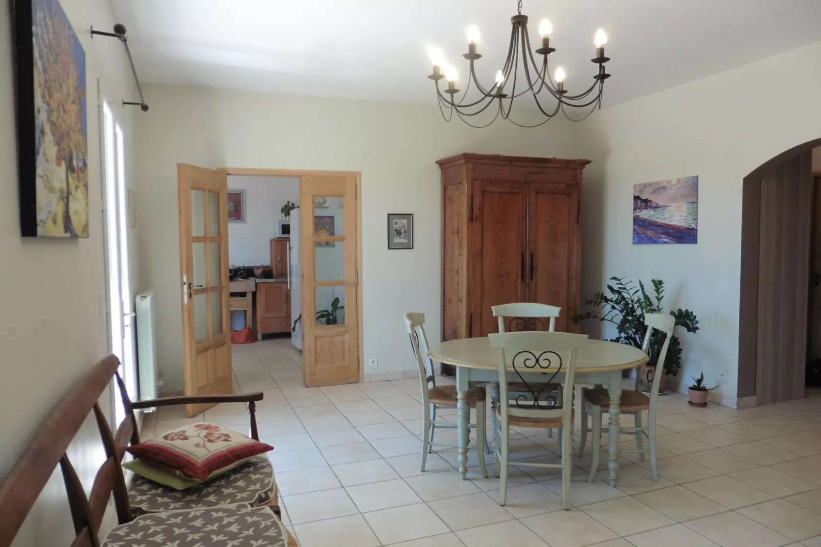 Ferienhaus in Villes-sur-Auzon-Esszimmer