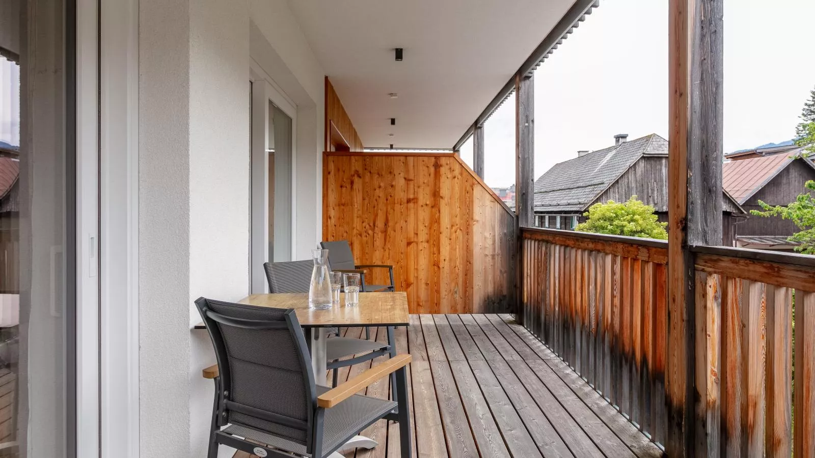 Apart33 Top 1-29-Terrace balcony