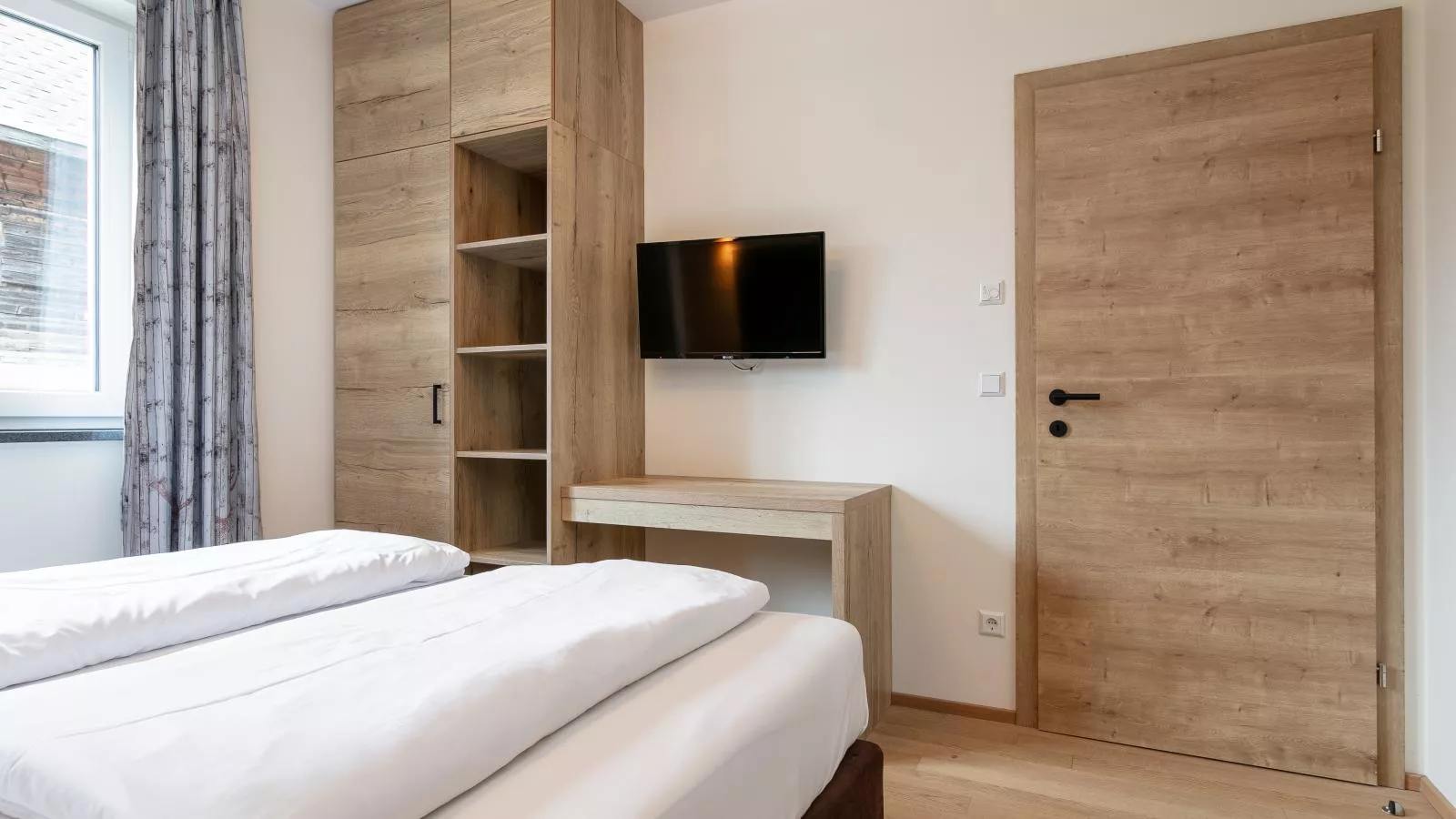 Apart33 Top 2-1-Schlafzimmer