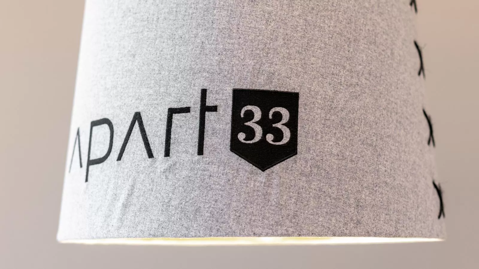 Apart33 Top 2-11-Indoor