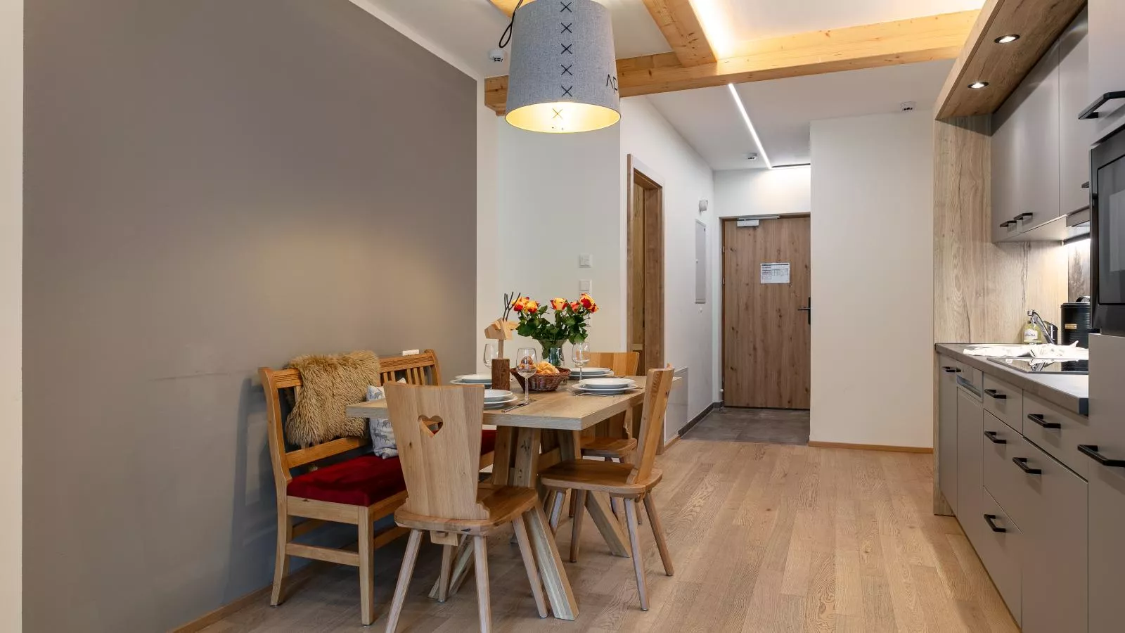 Apart33 Top 2-3-Dining room