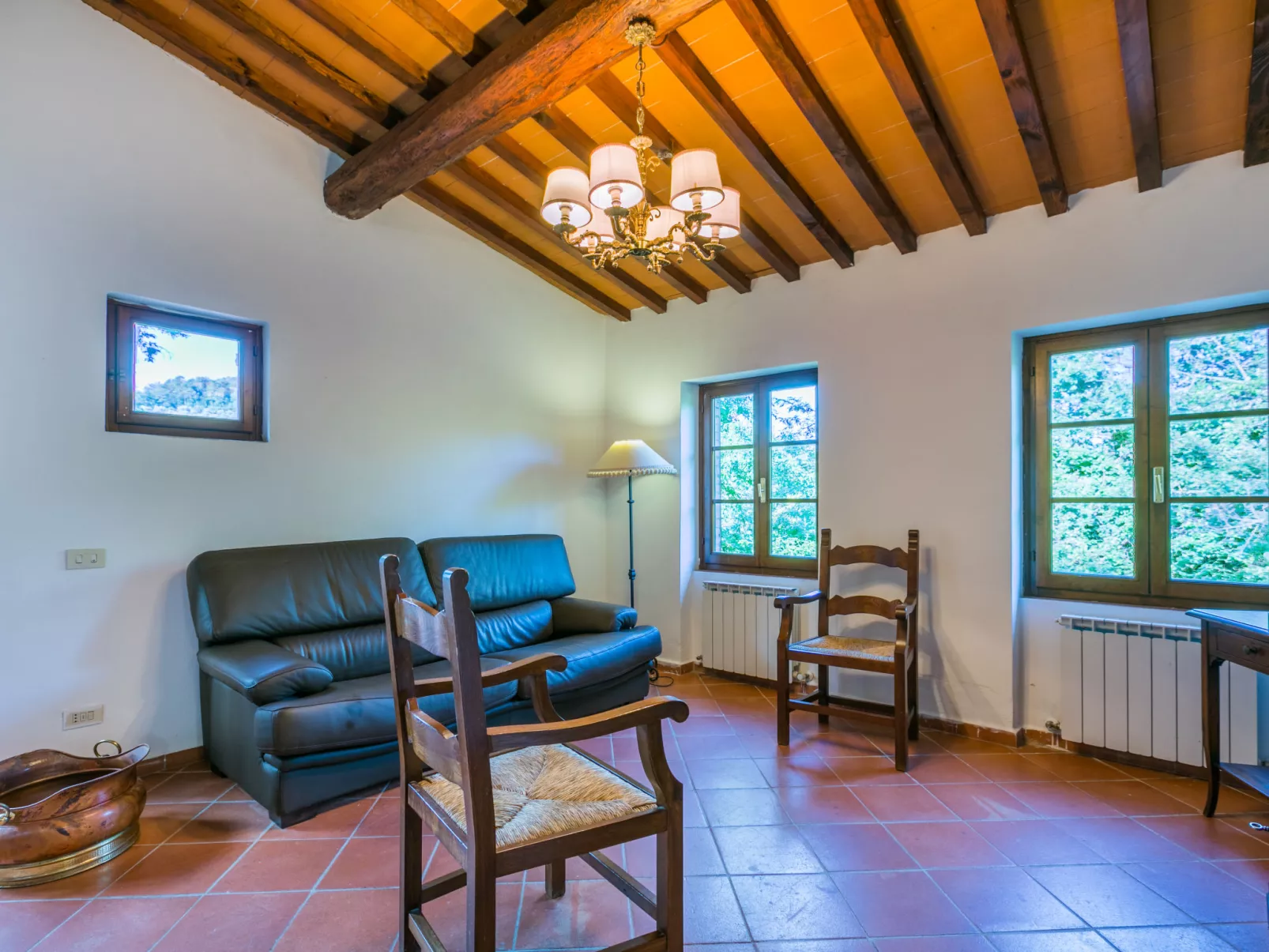 Cerretino Tettoia-Inside