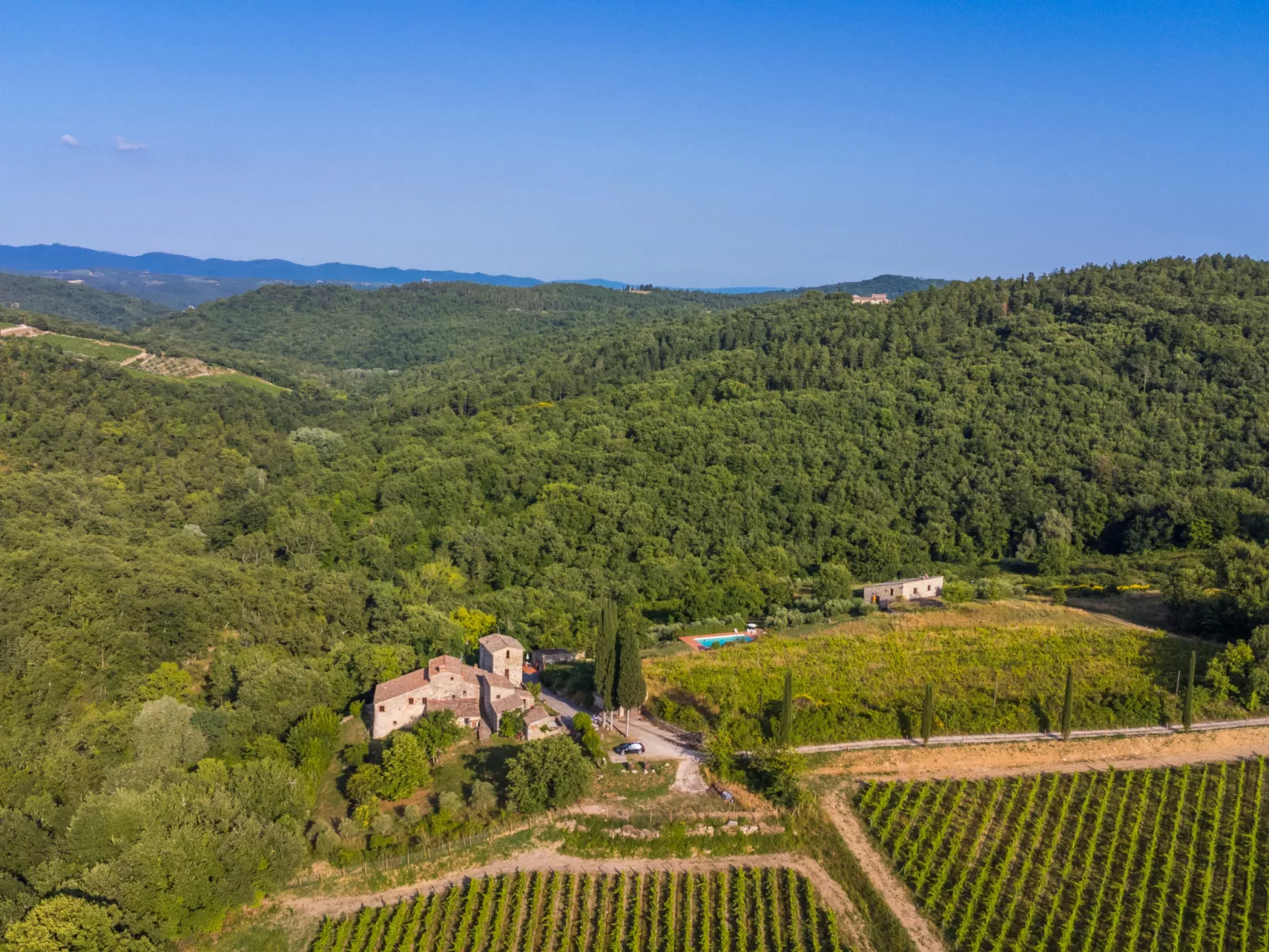 Cerretino Tettoia-Outside