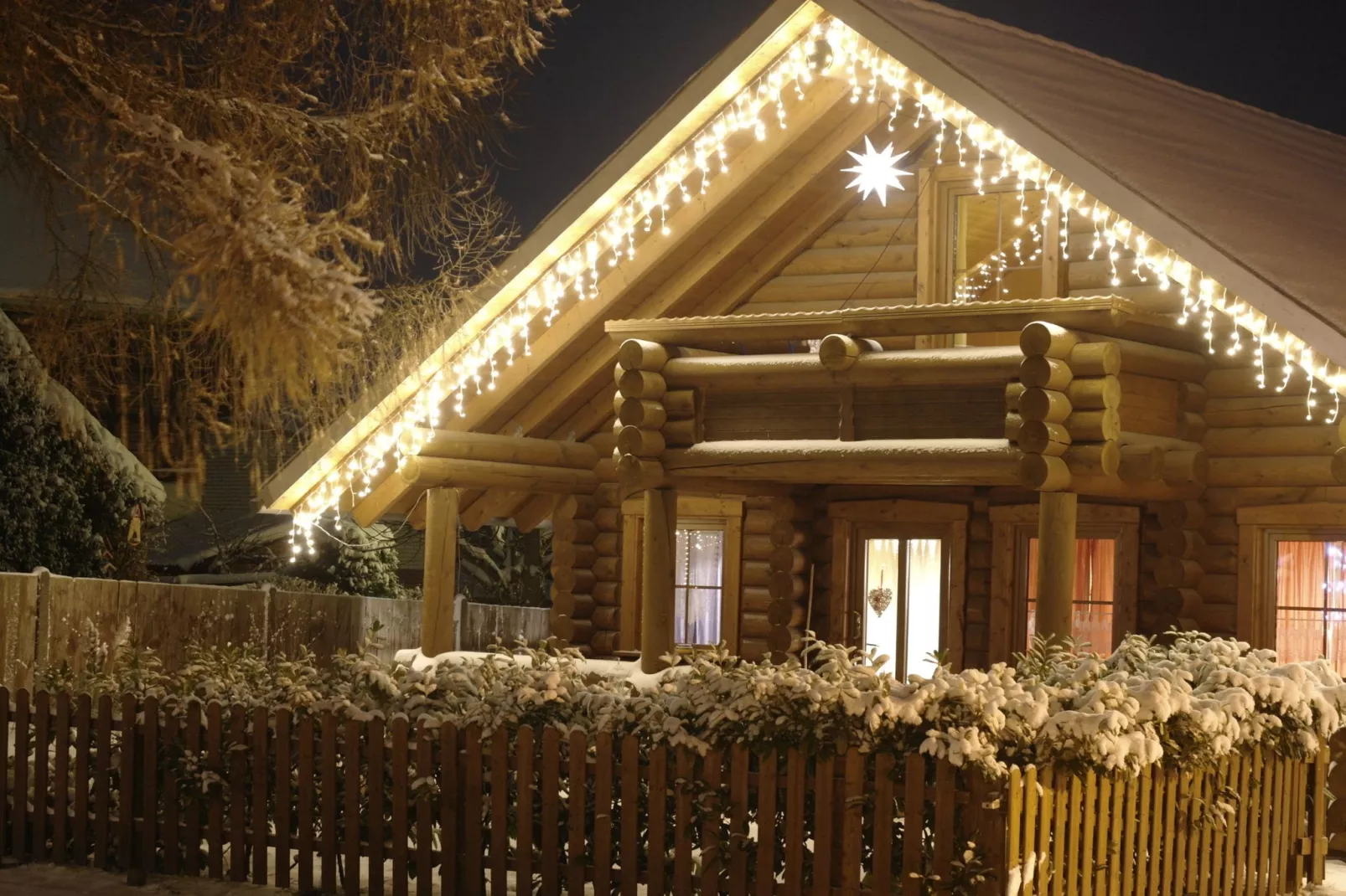 Holzhaus Ute-Exterior winter