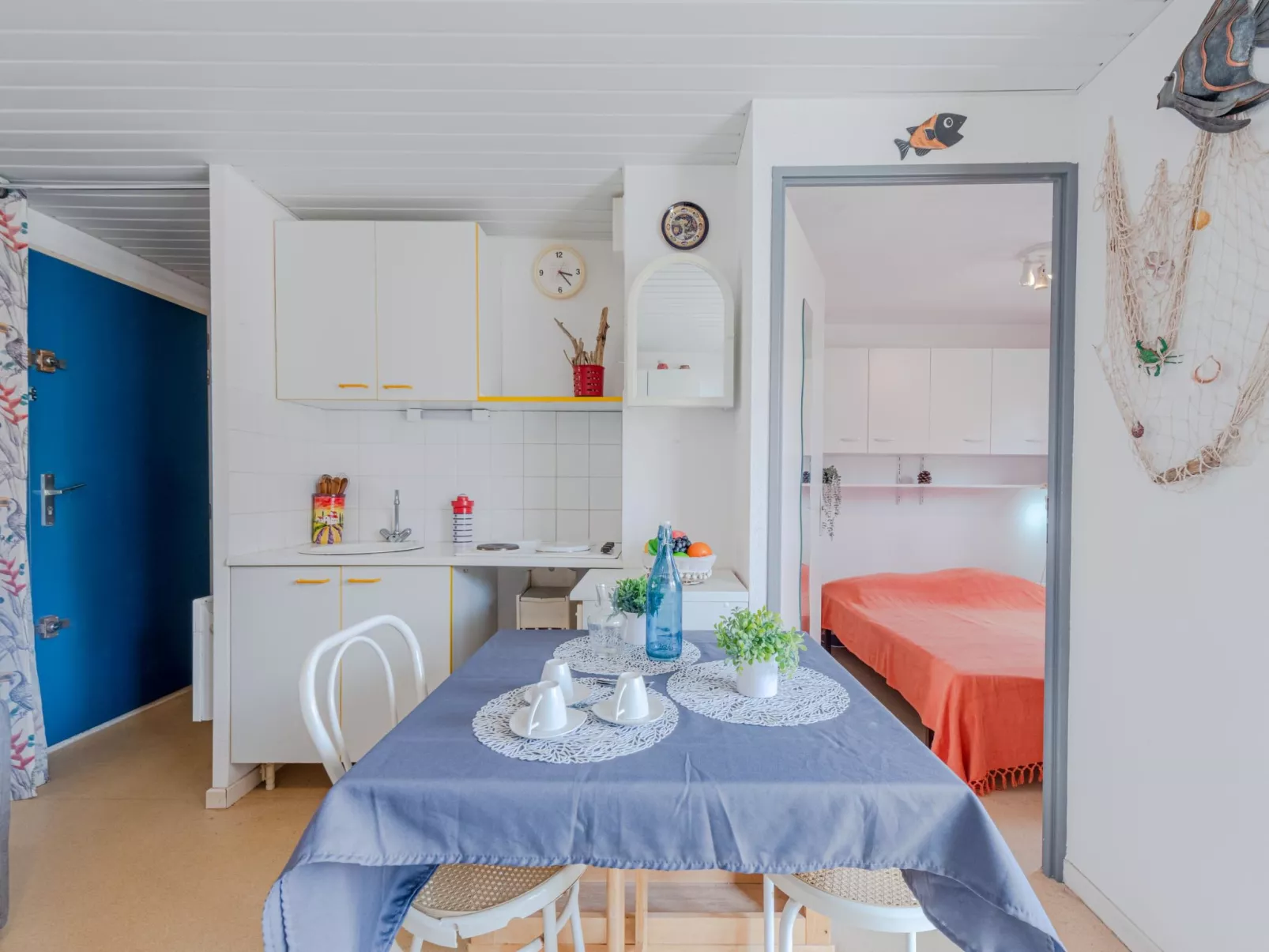 Cap de Mer-Inside