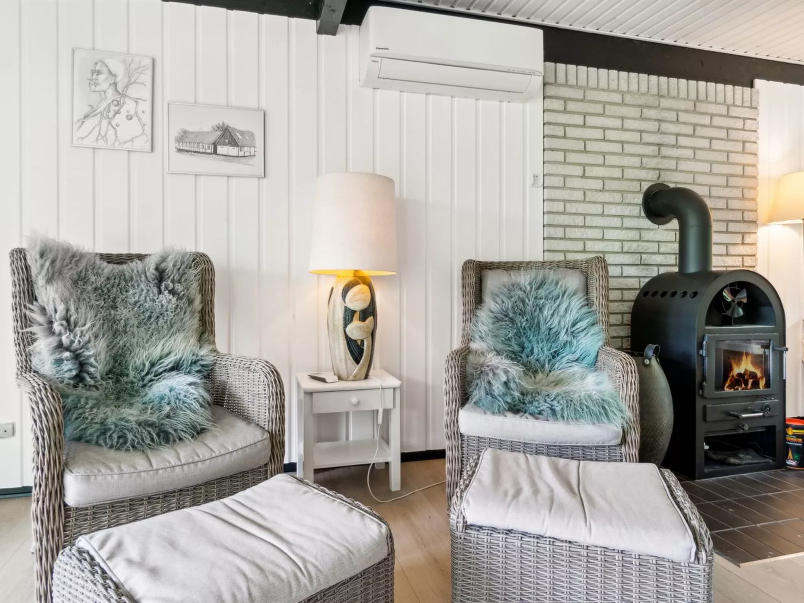 "Sybilla" - 600m from the sea-Inside