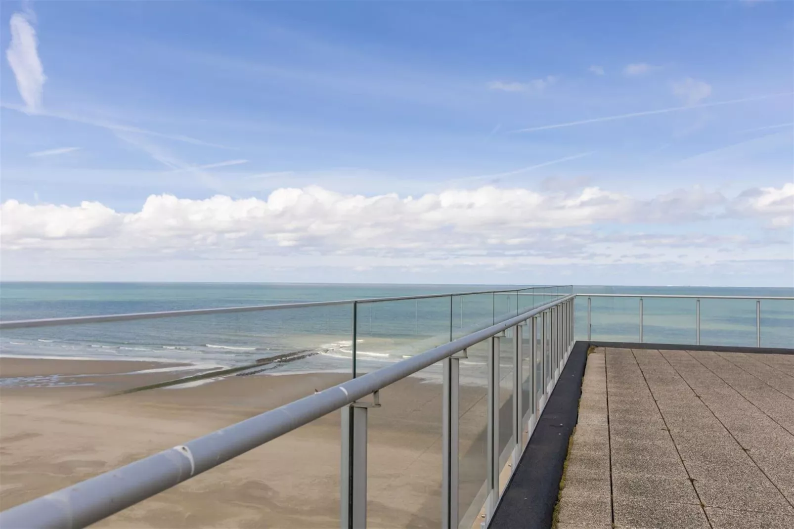 Zeegalm-Terrace balcony