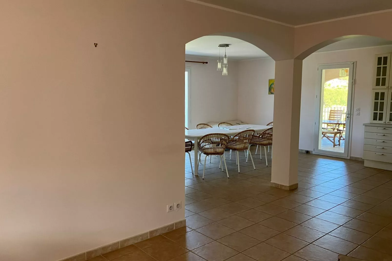 Villa les Hirondelles-Dining room