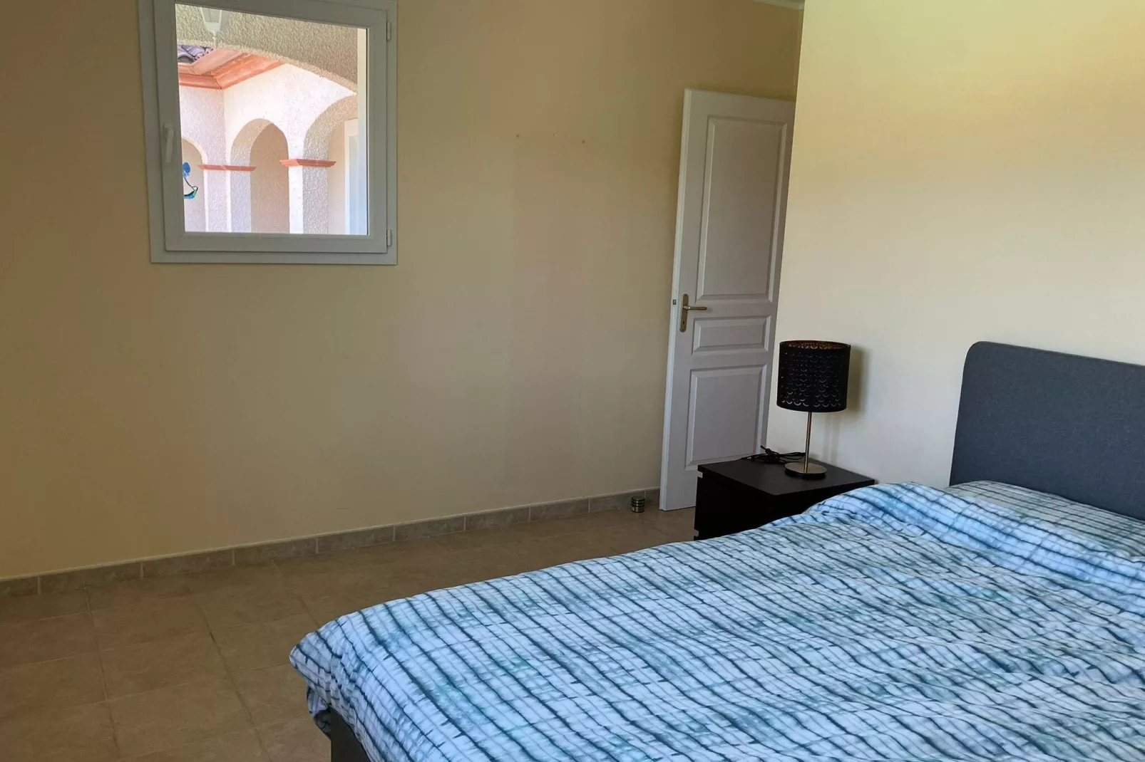 Villa les Hirondelles-Bedroom