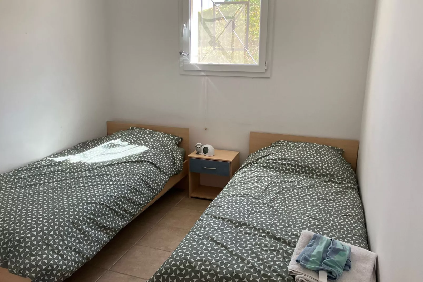 Villa les Hirondelles-Bedroom