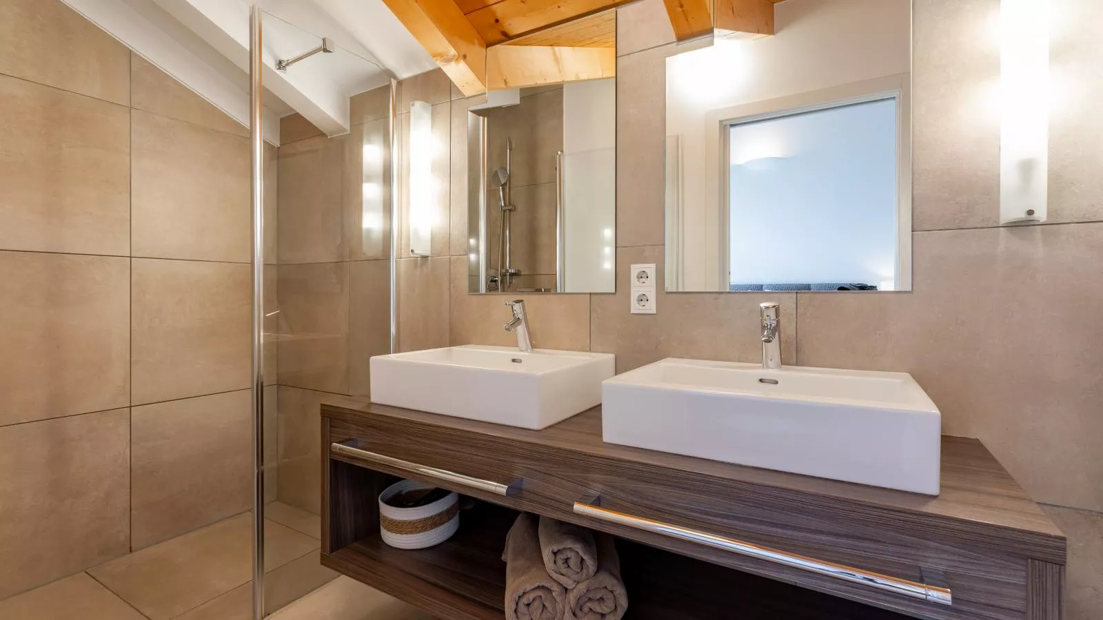 Chalet Huski Viehhofen-Bathroom