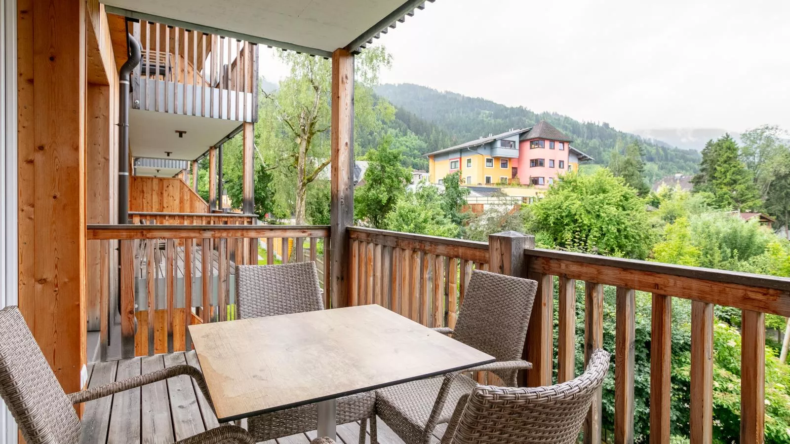 Apart33 Top 2-8-Terrace balcony