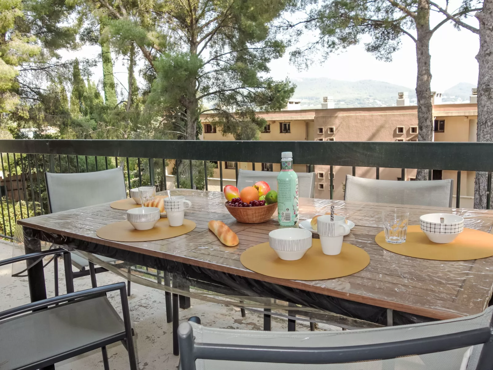Le Clos Marin-Outside