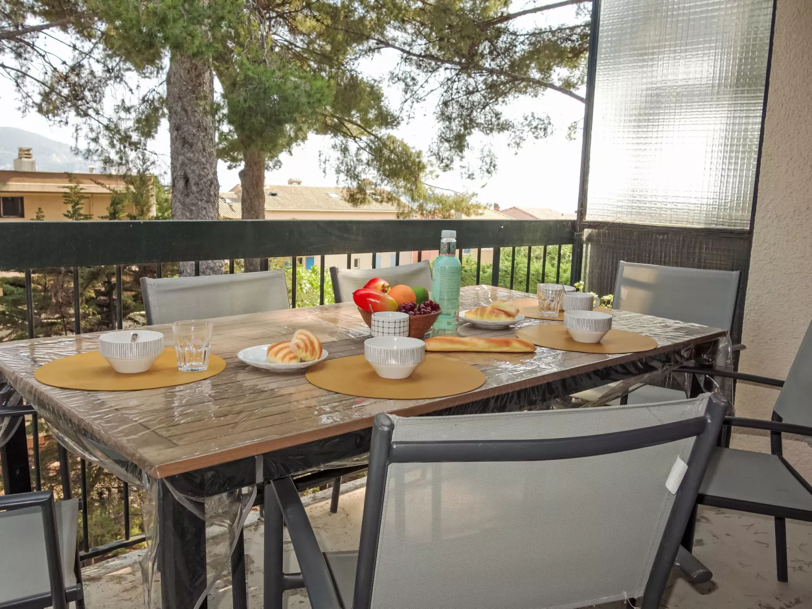 Le Clos Marin-Outside