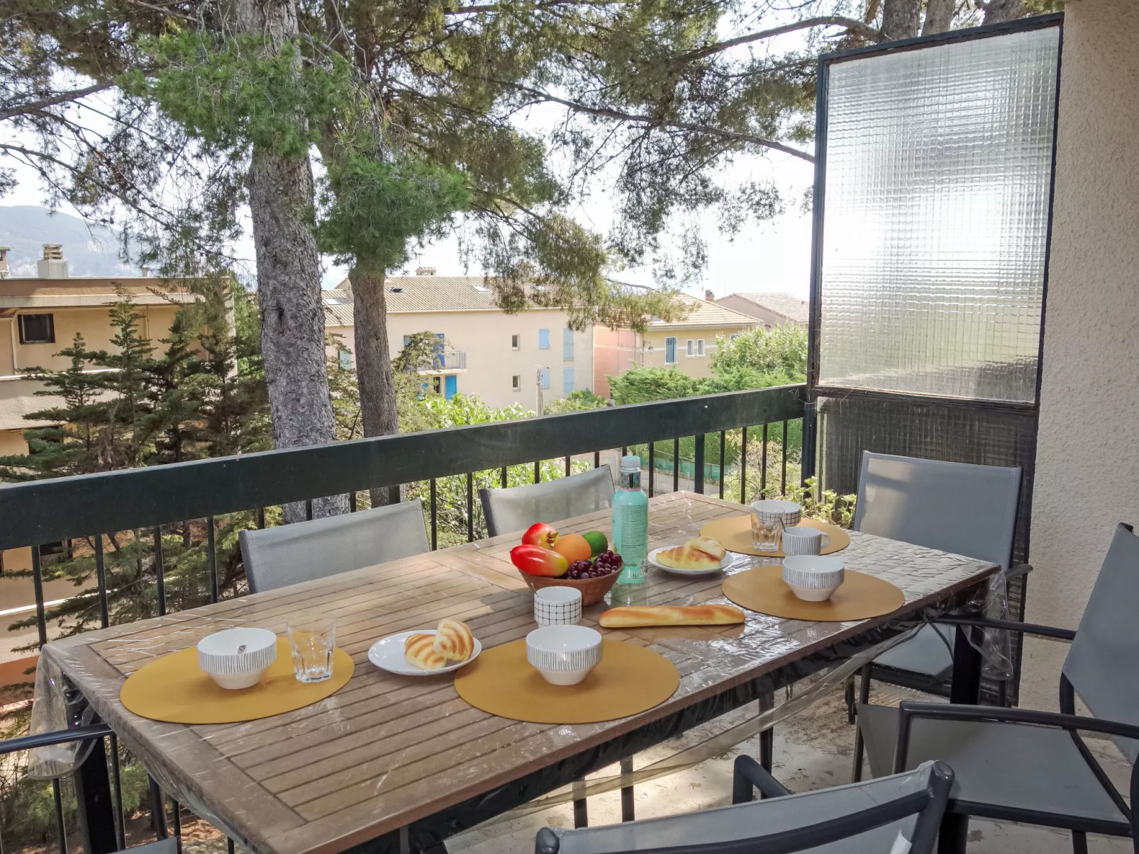 Le Clos Marin-Outside