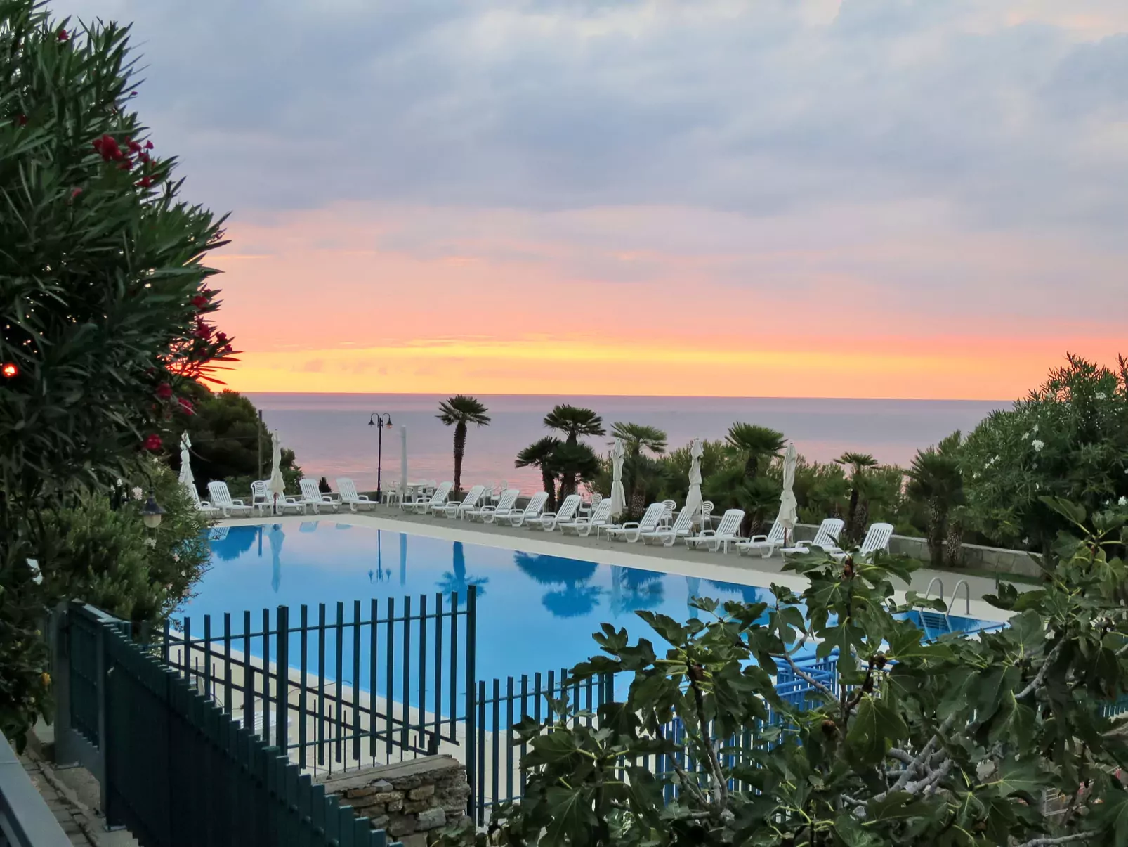 Le Margherite (SLR255)-Outside