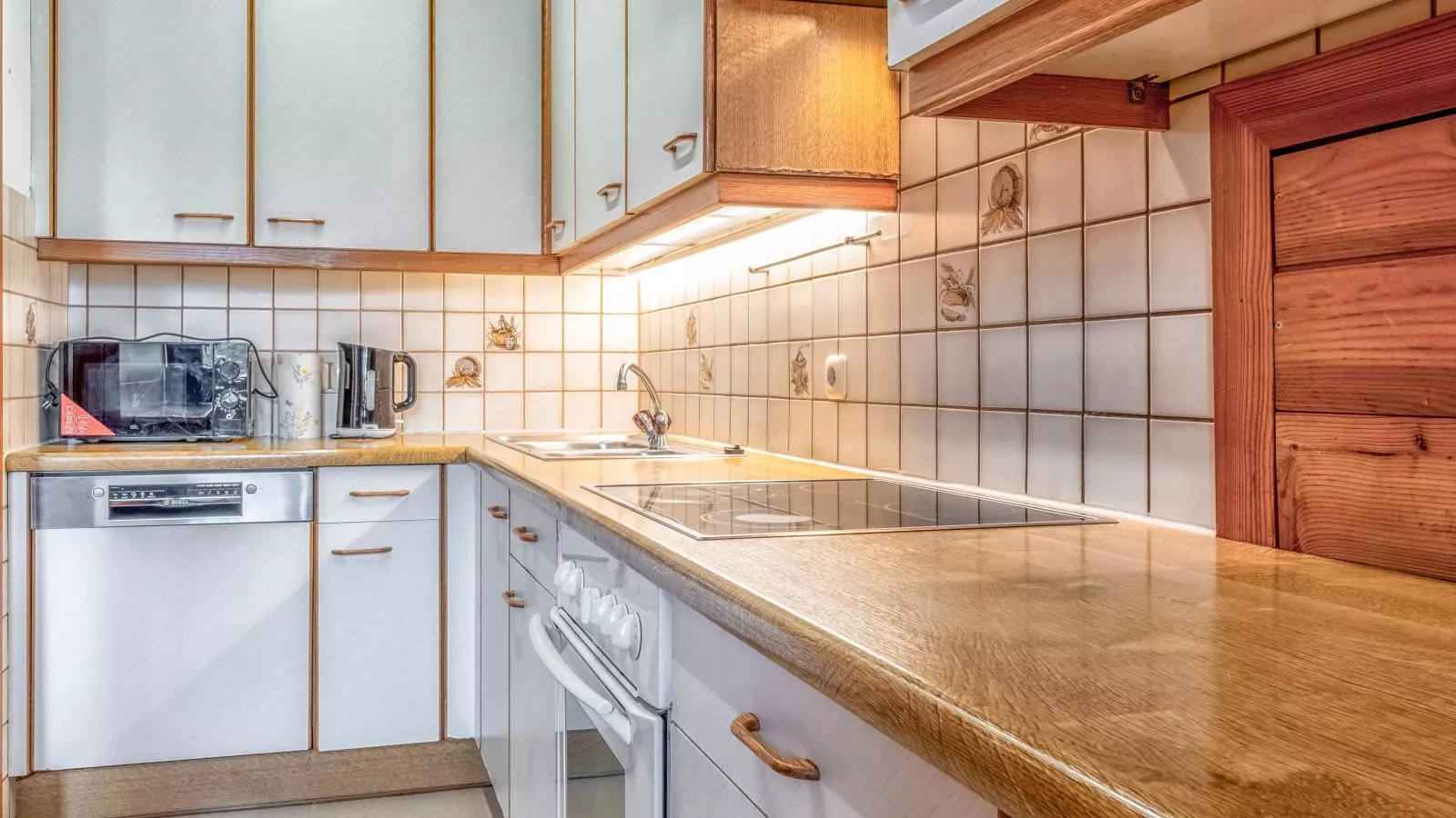 Platzhirsch Small-Kitchen