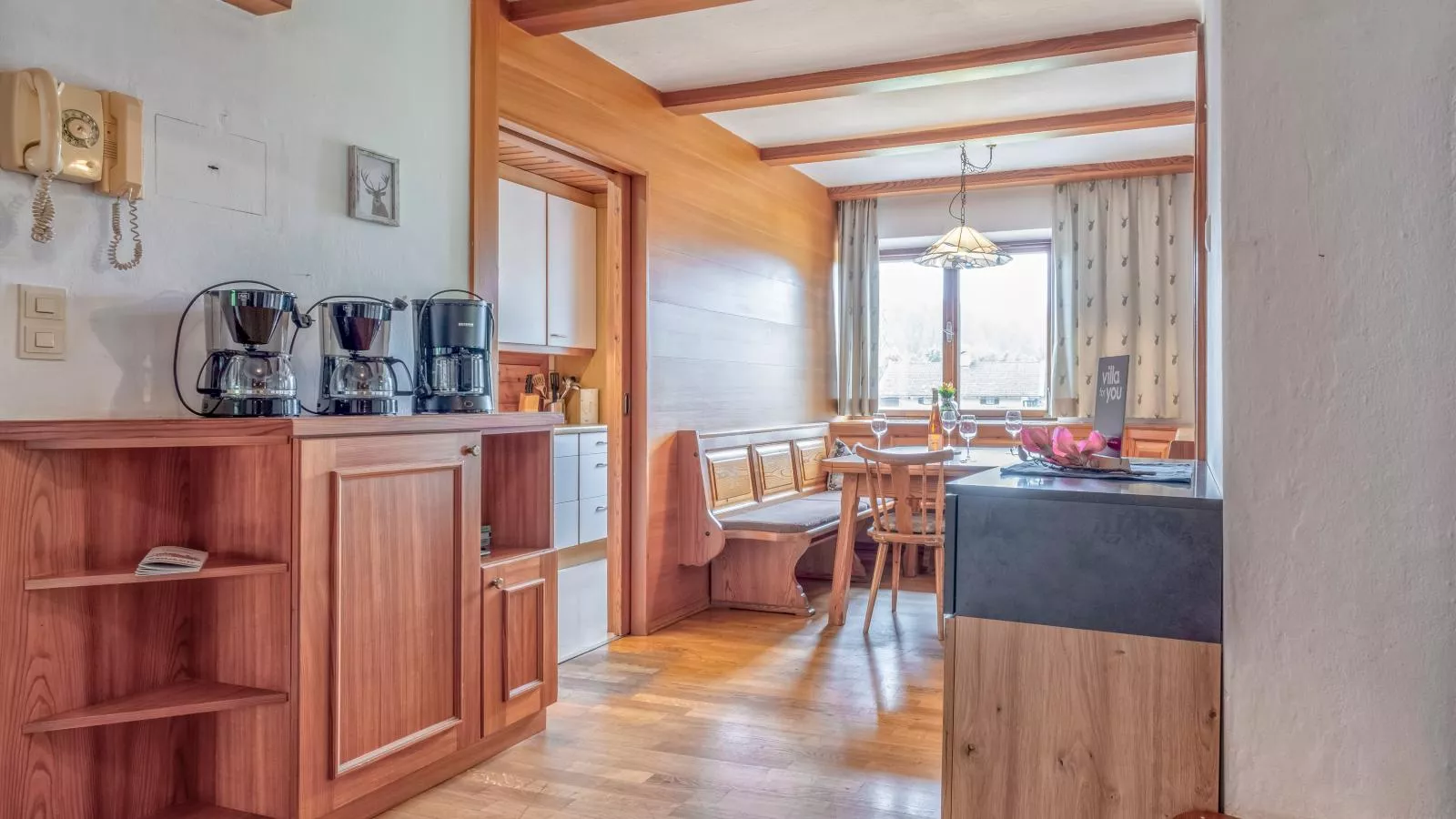 Platzhirsch Small-Indoor