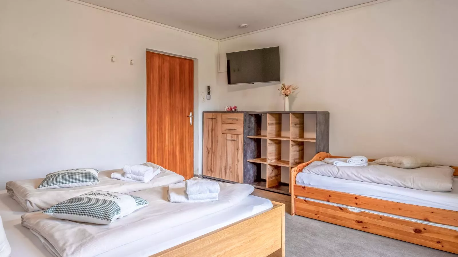 Platzhirsch Small-Bedroom