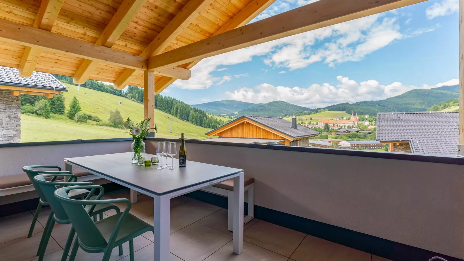 Grebenzen Lodge 55-Terrace balcony