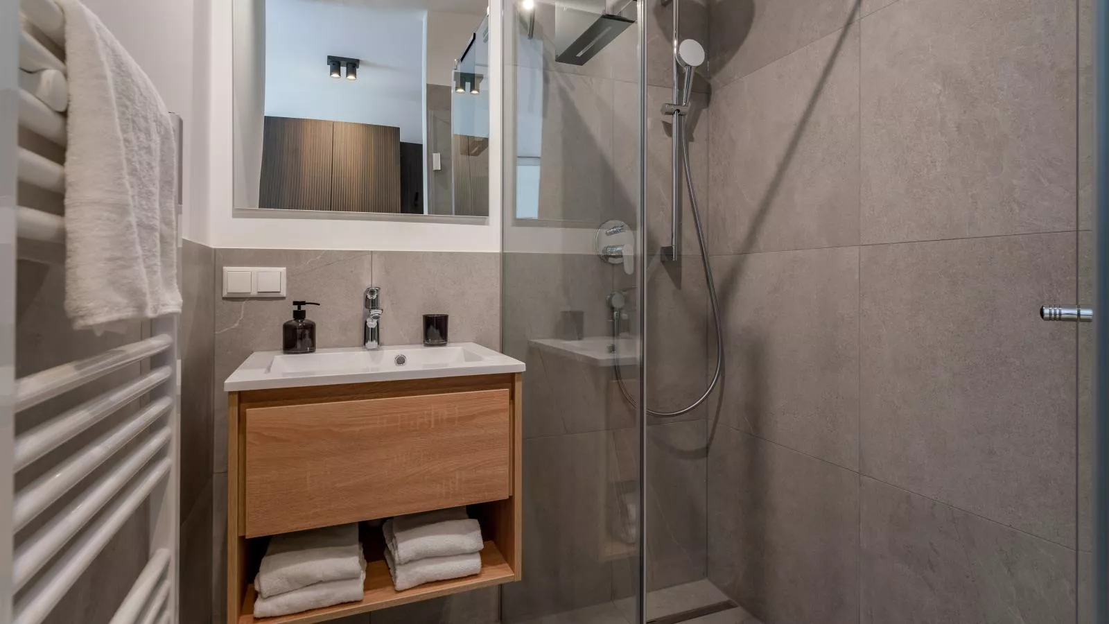 Grebenzen Lodge 55-Bathroom