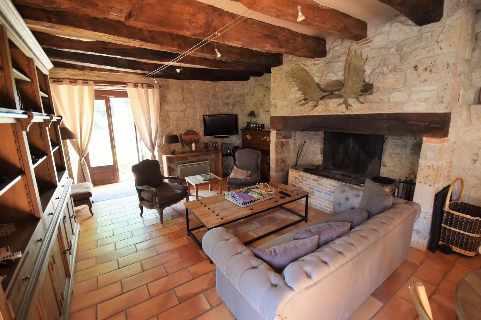 Chateau de Plèneselve 26P-Wohnzimmer