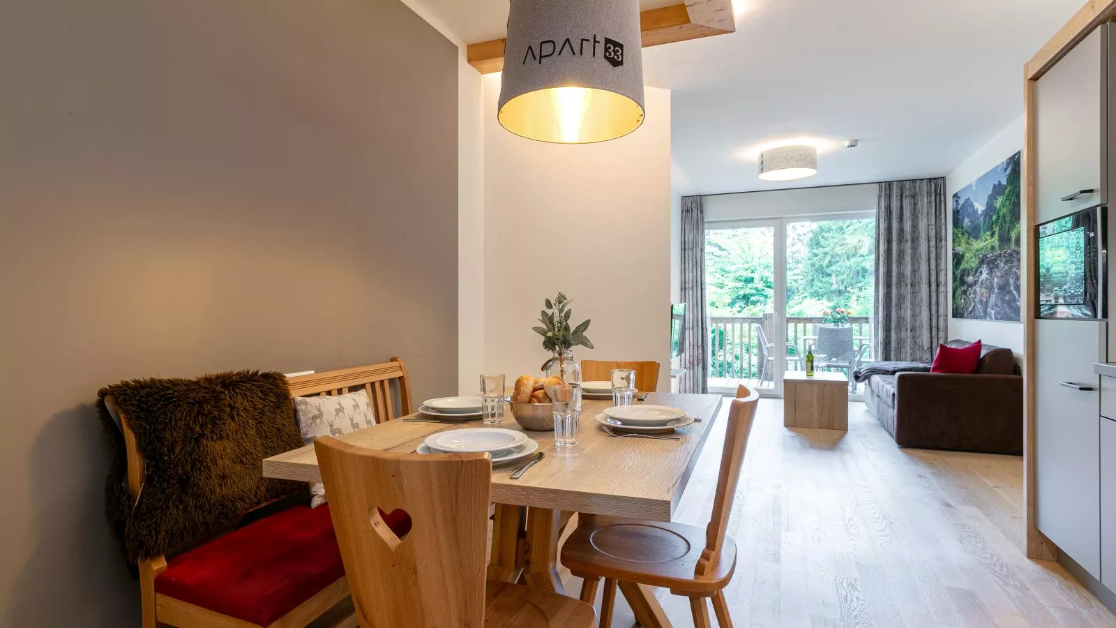 Apart33 Top 2-3B-Dining room