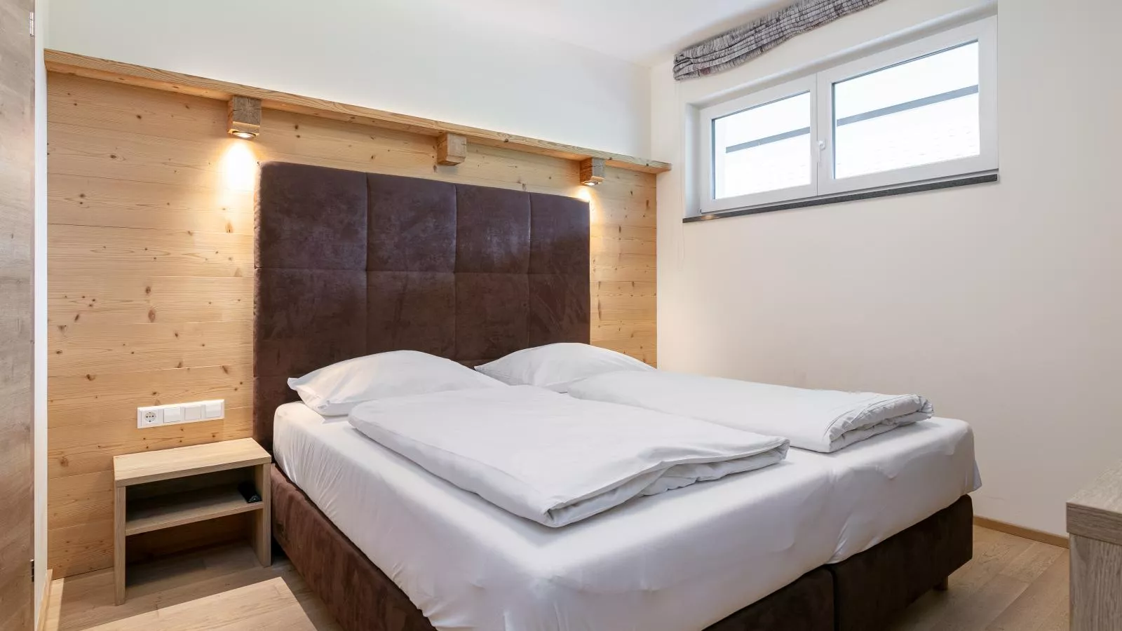 Apart33 Top 2-3C-Bedroom