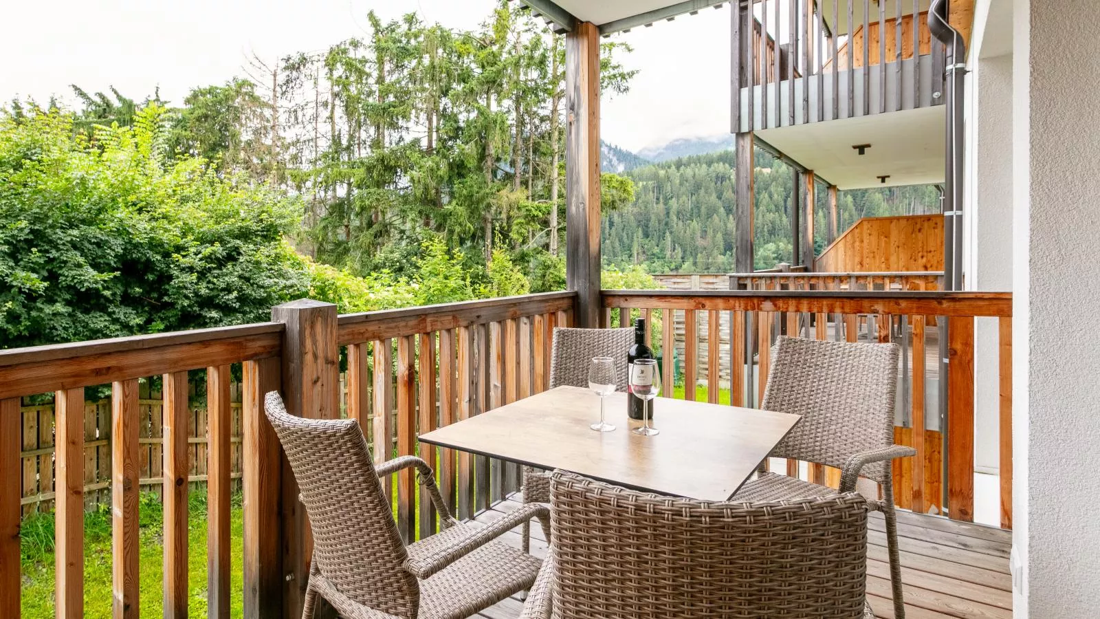 Apart33 Top 2-3C-Terrace balcony
