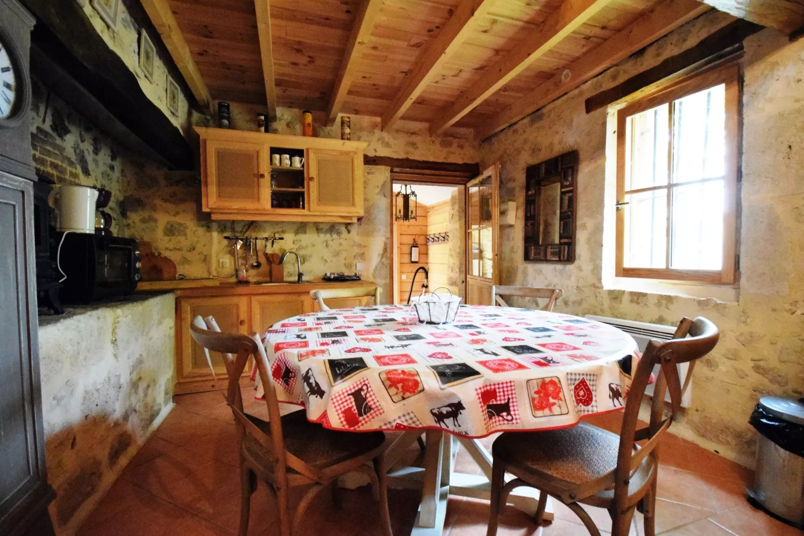 Chateau de Plèneselve 26P-Küche