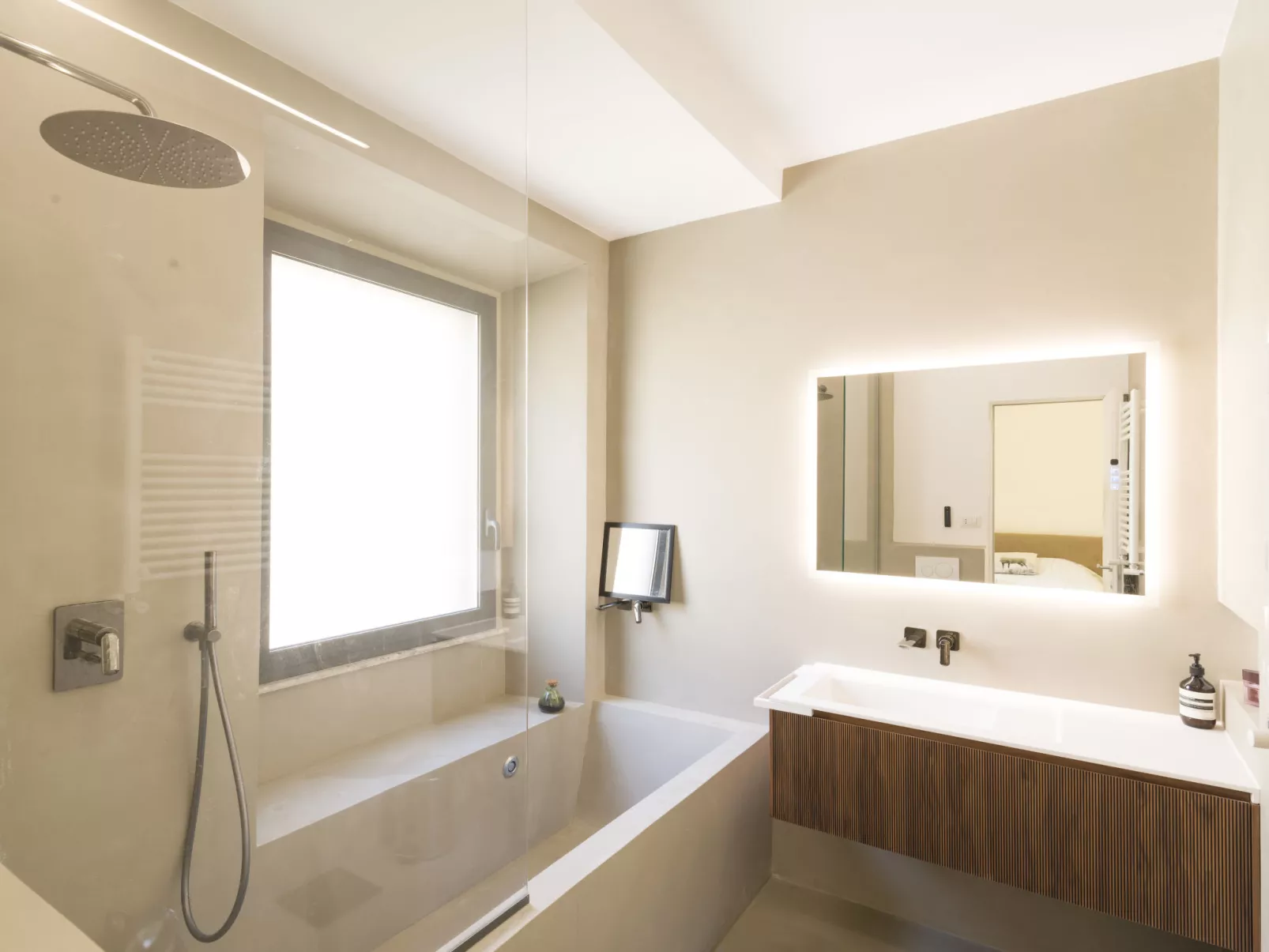 Alessandria Home-Inside